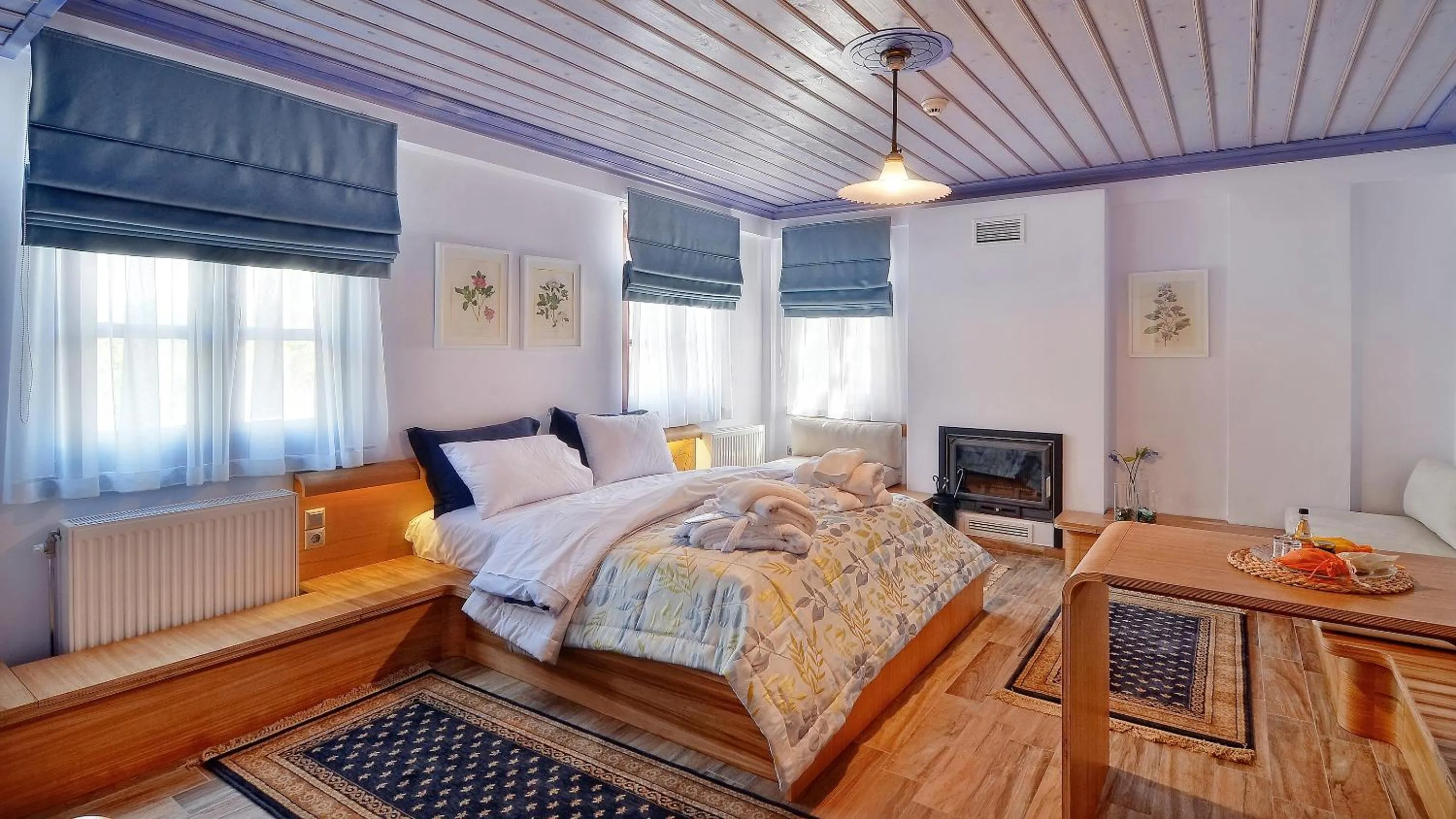 Bedroom, Bed in Dilofo Hotel Luxury Suites