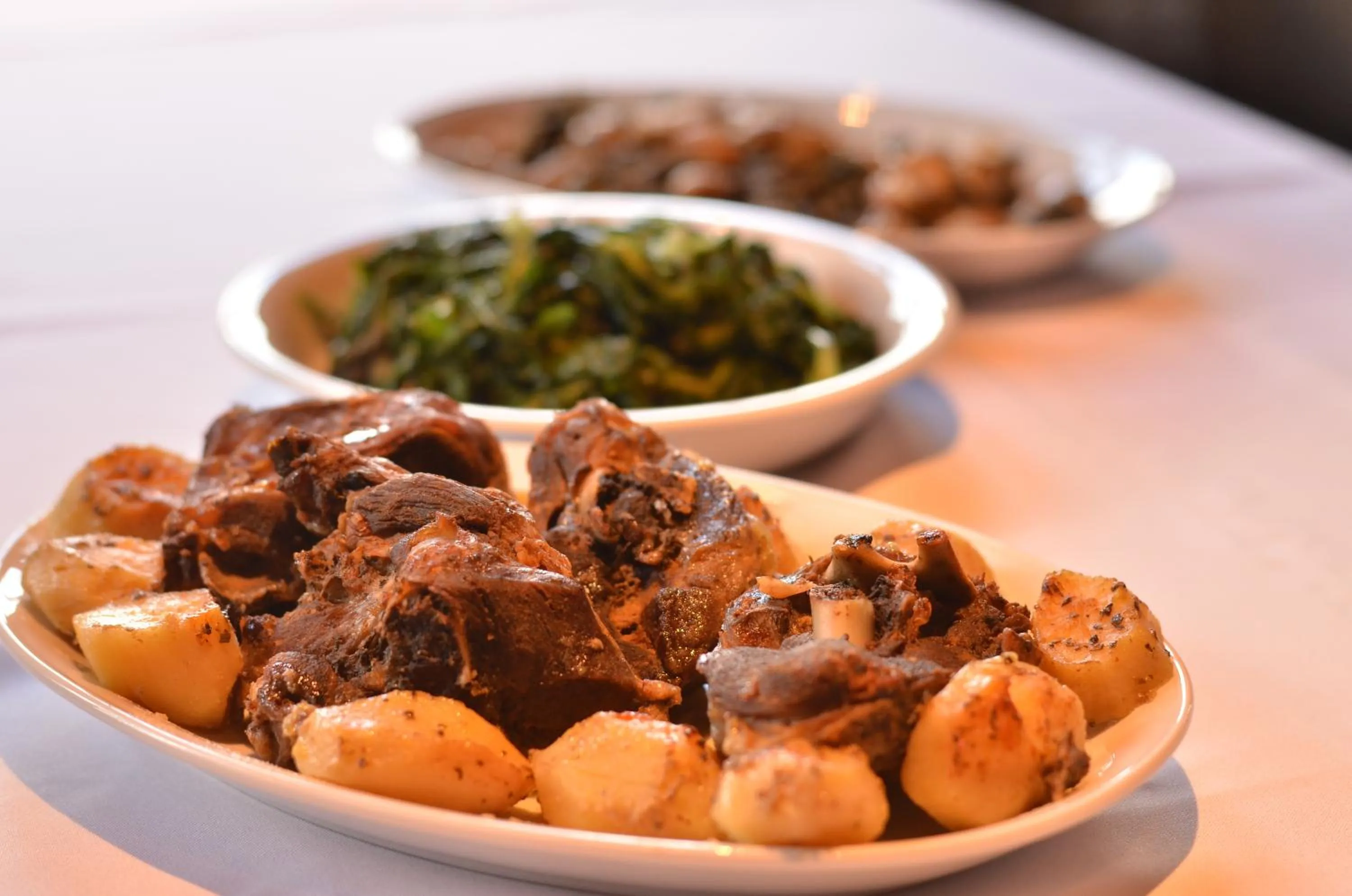 Food in Dilofo Hotel Luxury Suites