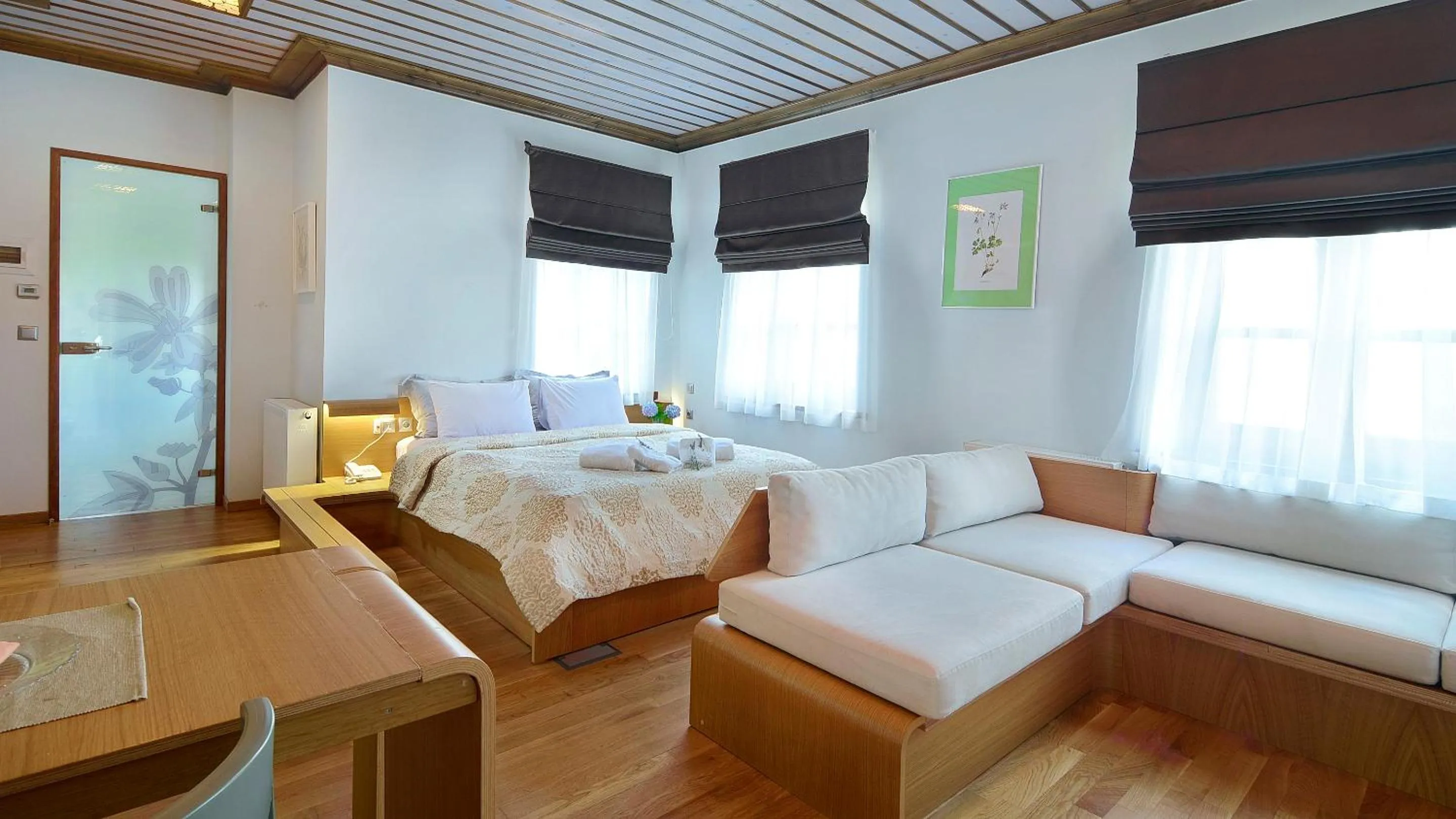 Bedroom, Bed in Dilofo Hotel Luxury Suites