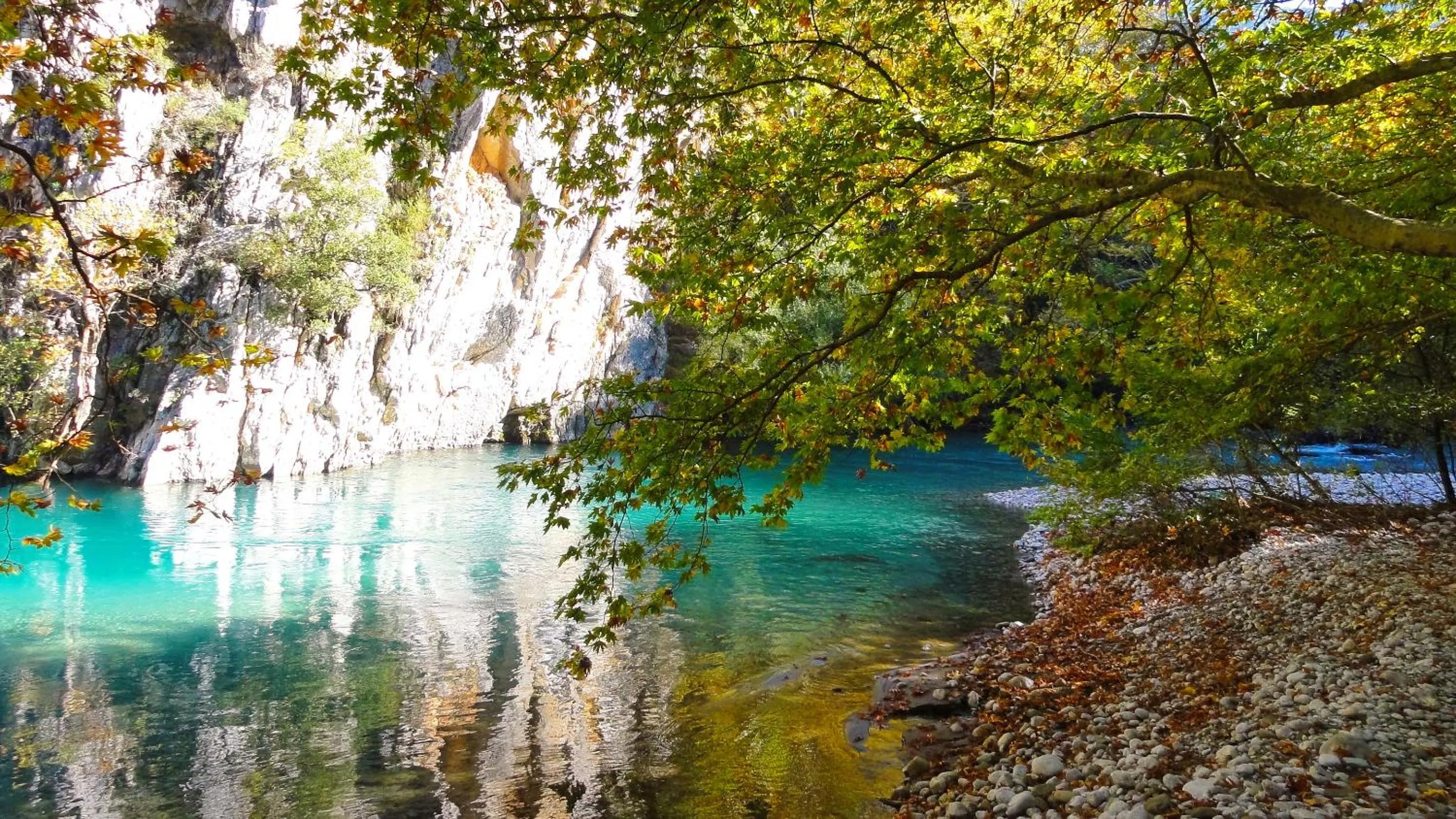 Natural landscape in Dilofo Hotel Luxury Suites