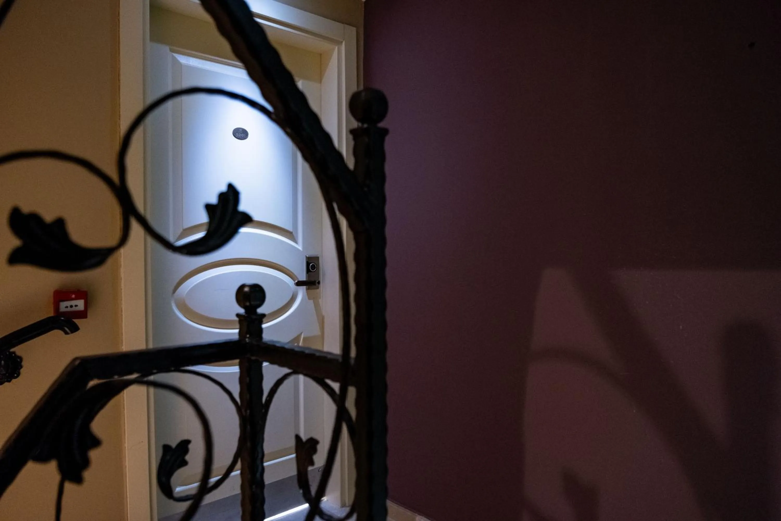 Pinehill Hotel & Suites