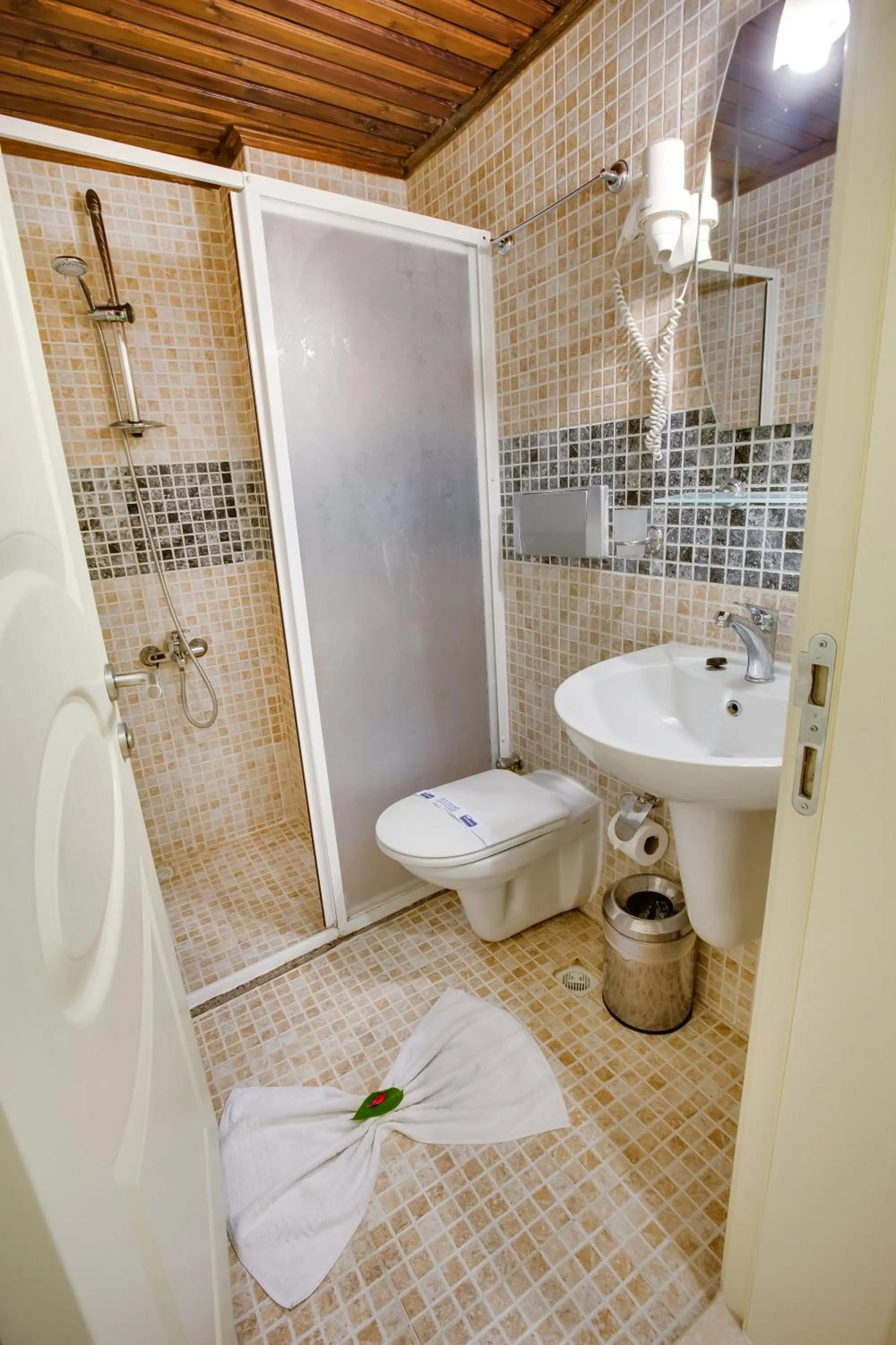 Decorative detail in Pinehill Hotel & Suites