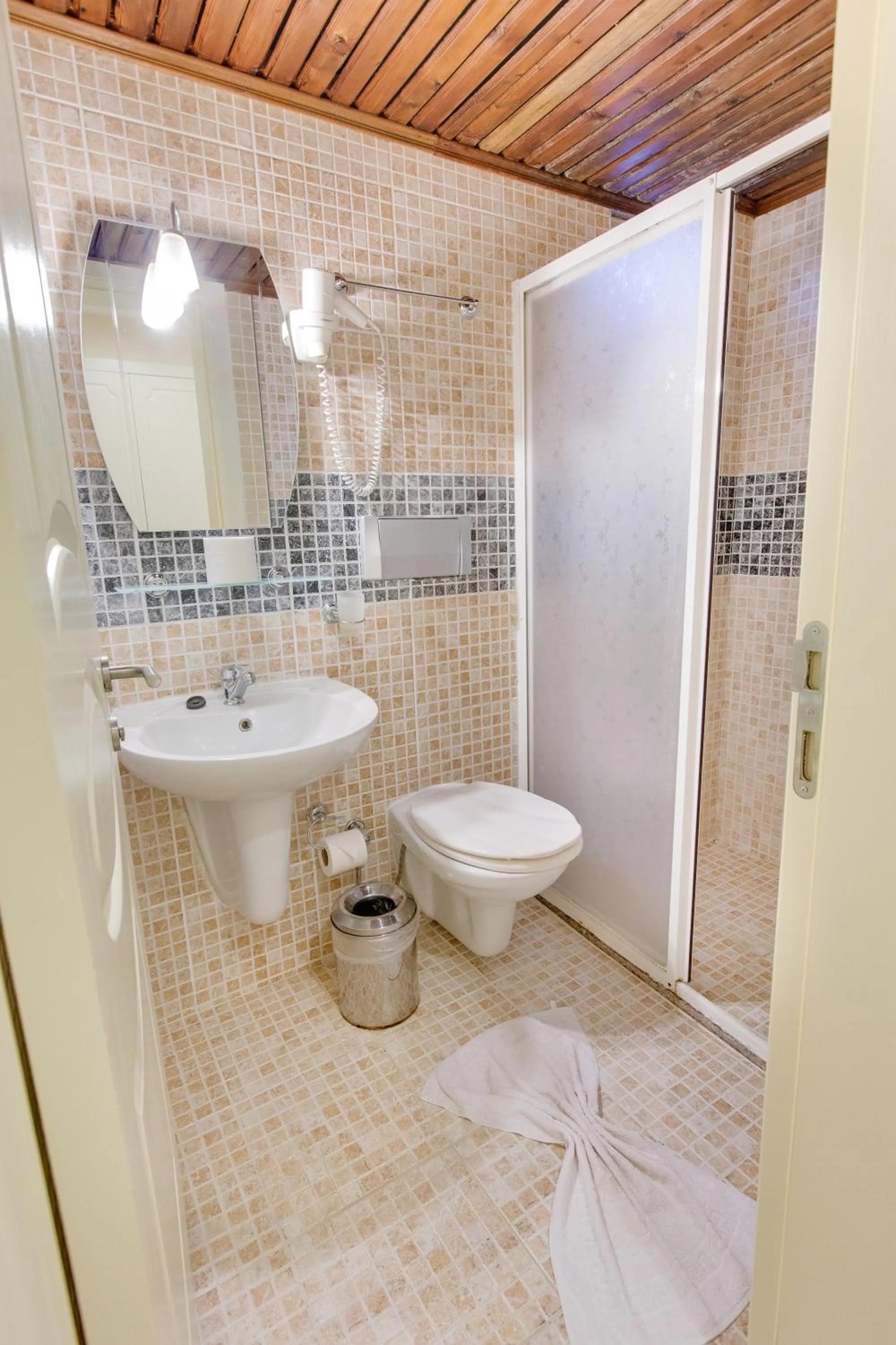 Decorative detail in Pinehill Hotel & Suites