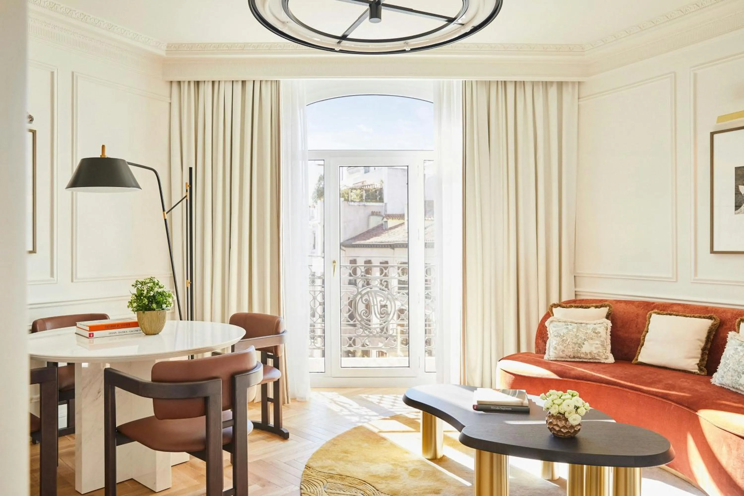 Living room in The Palace, a Luxury Collection Hotel, Madrid