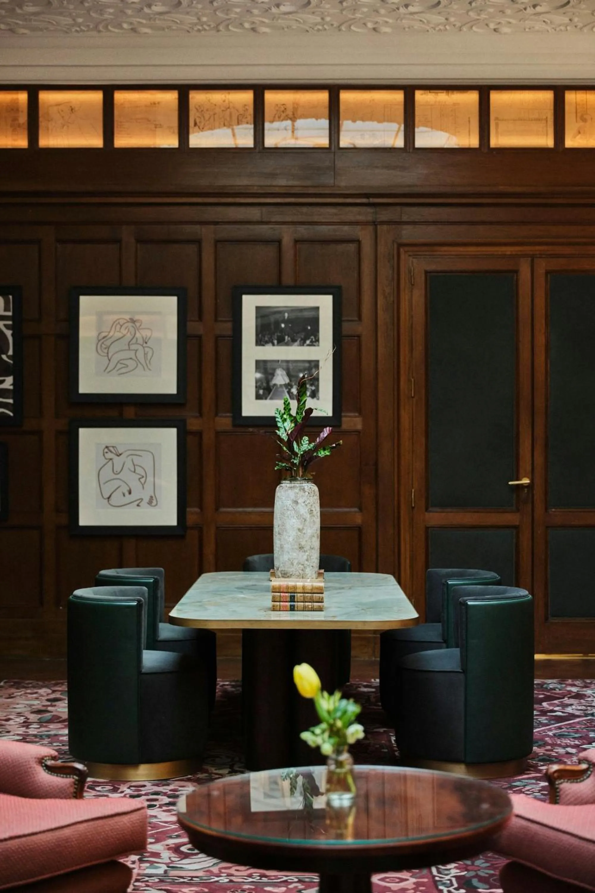 Lounge or bar in The Palace, a Luxury Collection Hotel, Madrid