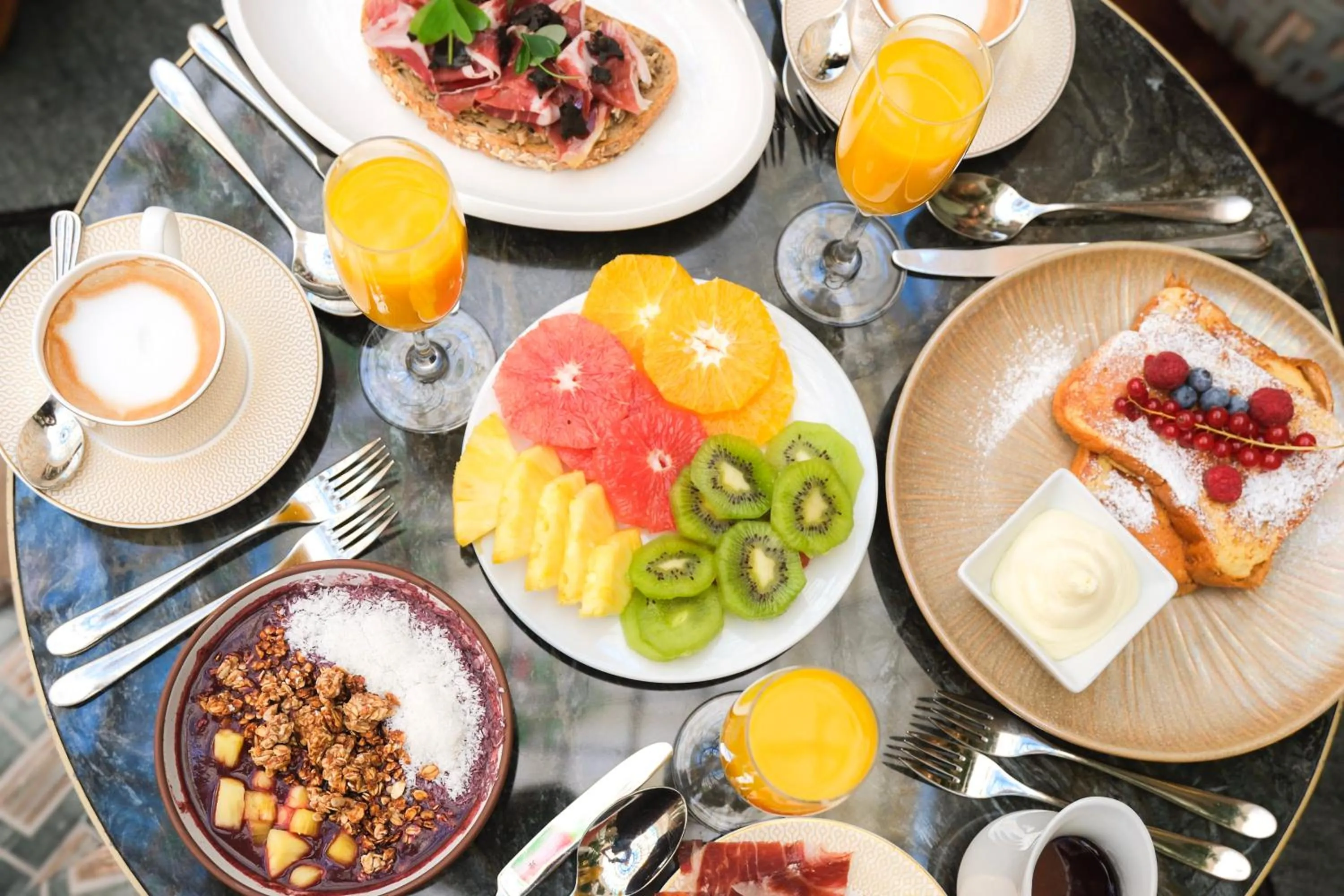 Breakfast in The Palace, a Luxury Collection Hotel, Madrid