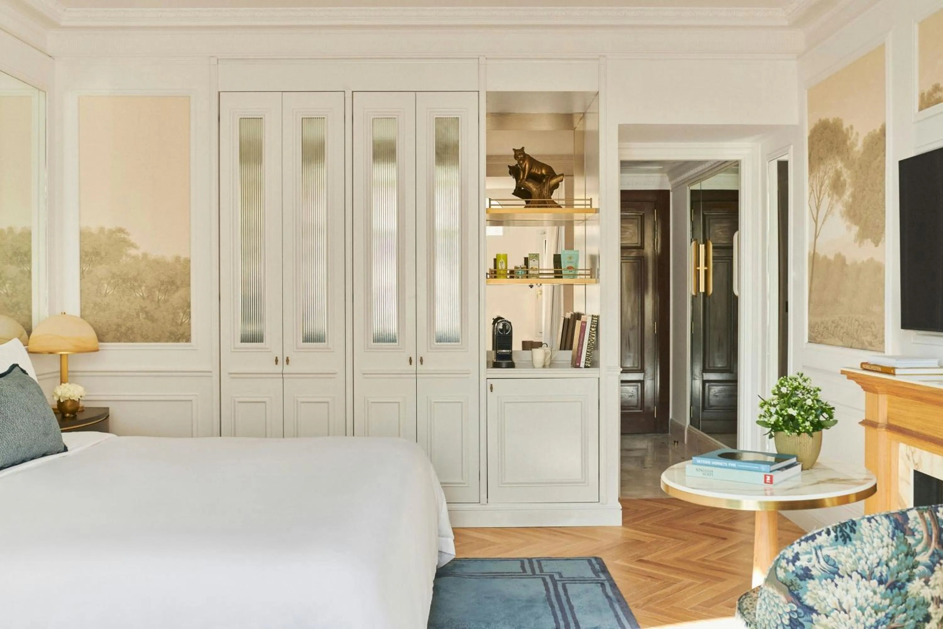 Photo of the whole room, Bed in The Palace, a Luxury Collection Hotel, Madrid