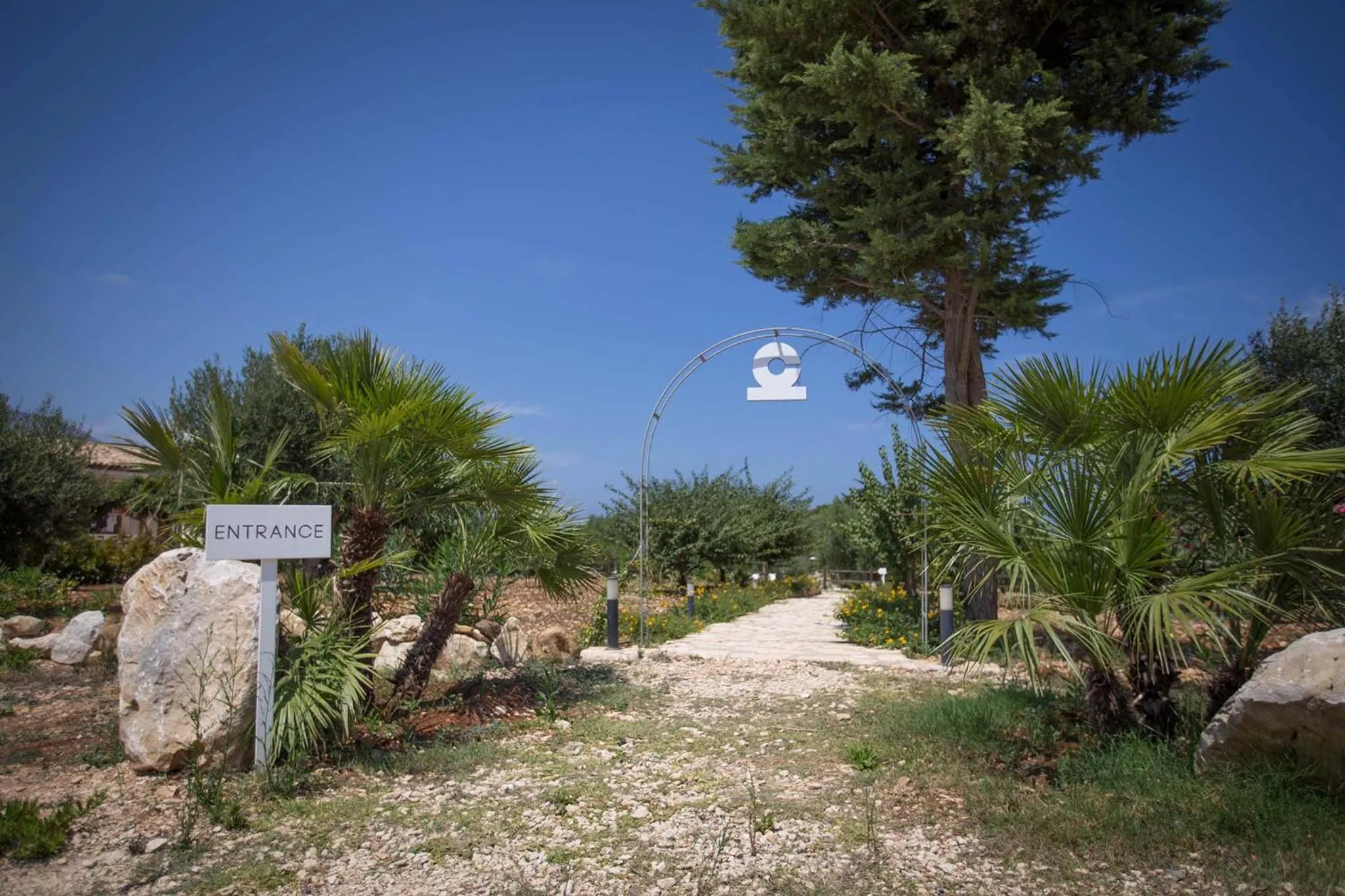 Facade/entrance in Casale la Macina Residence Scopello