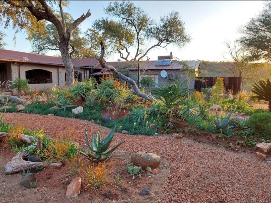 Garden in Phomola Manor Holiday Home