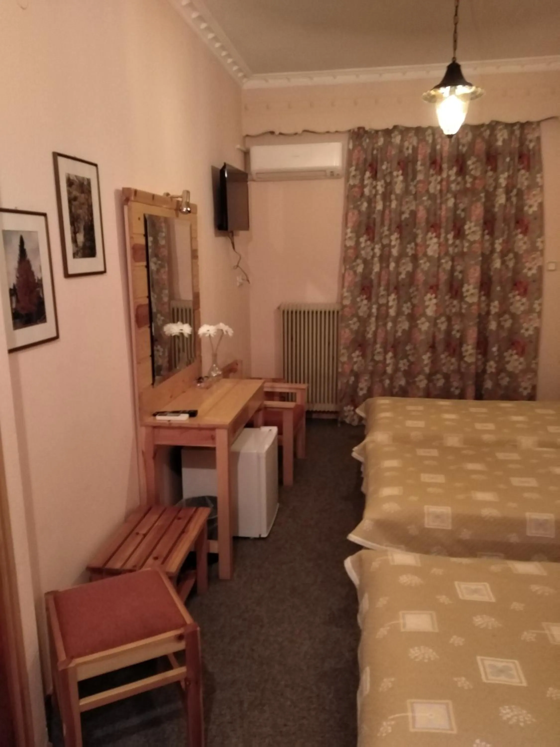 Bed in Hotel Faraggi