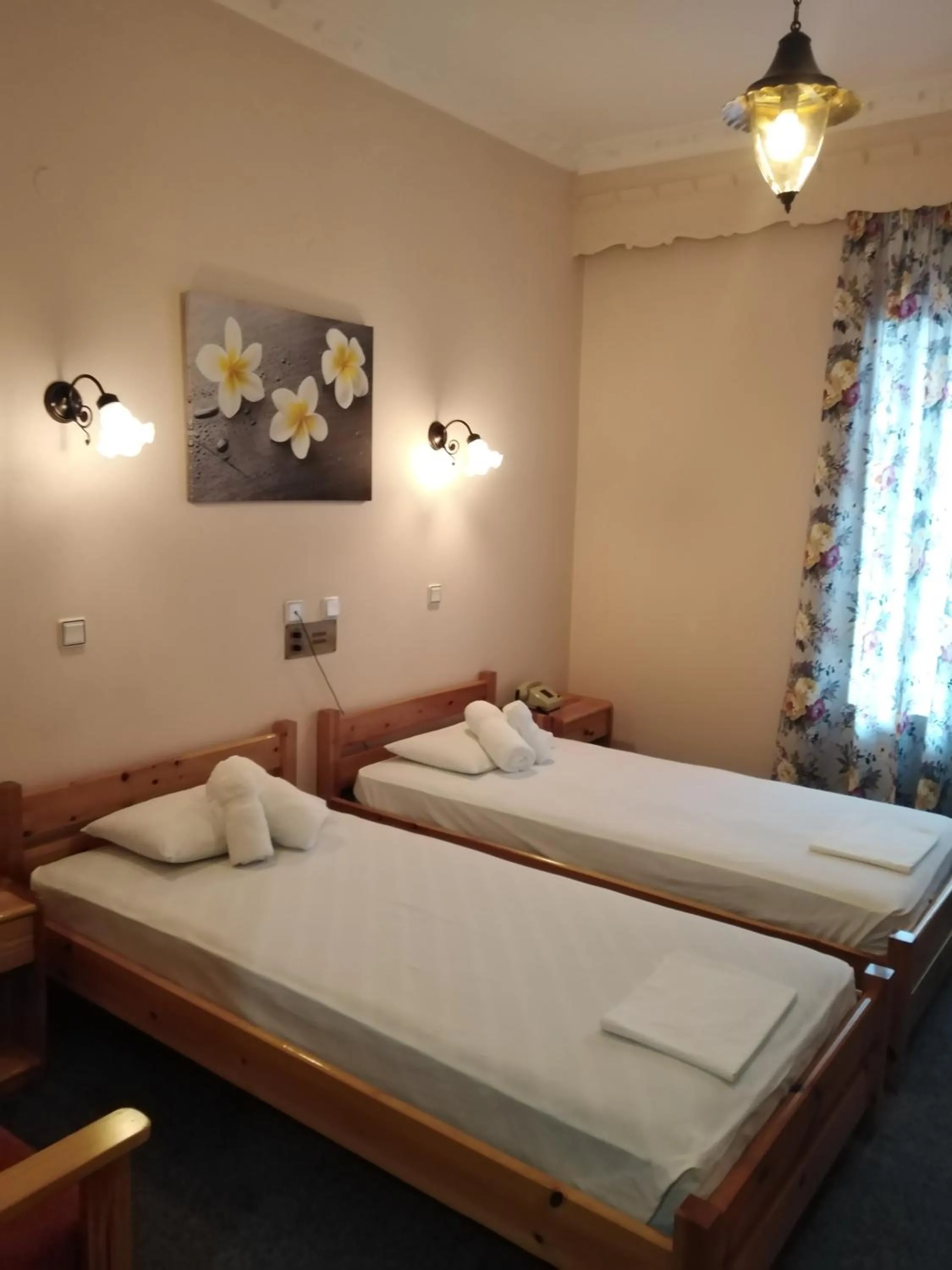 Bed in Hotel Faraggi