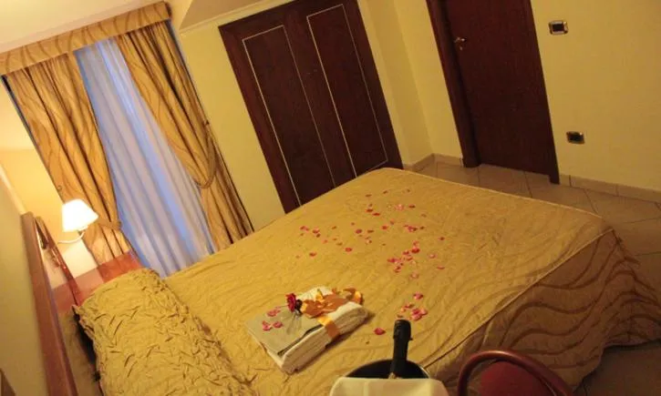 Photo of the whole room, Bed in Lion's Hotel