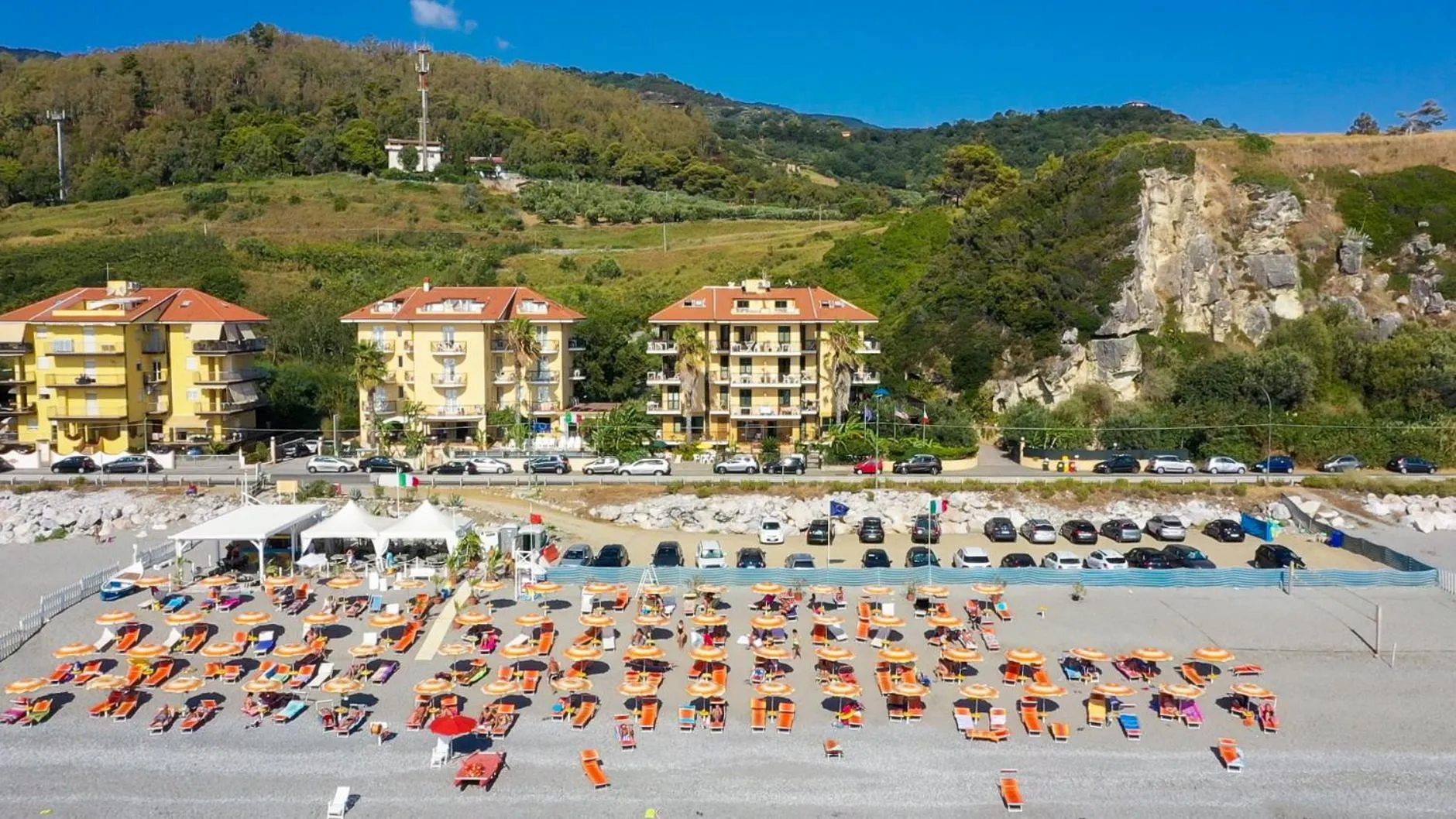 Beach in Lion's Hotel