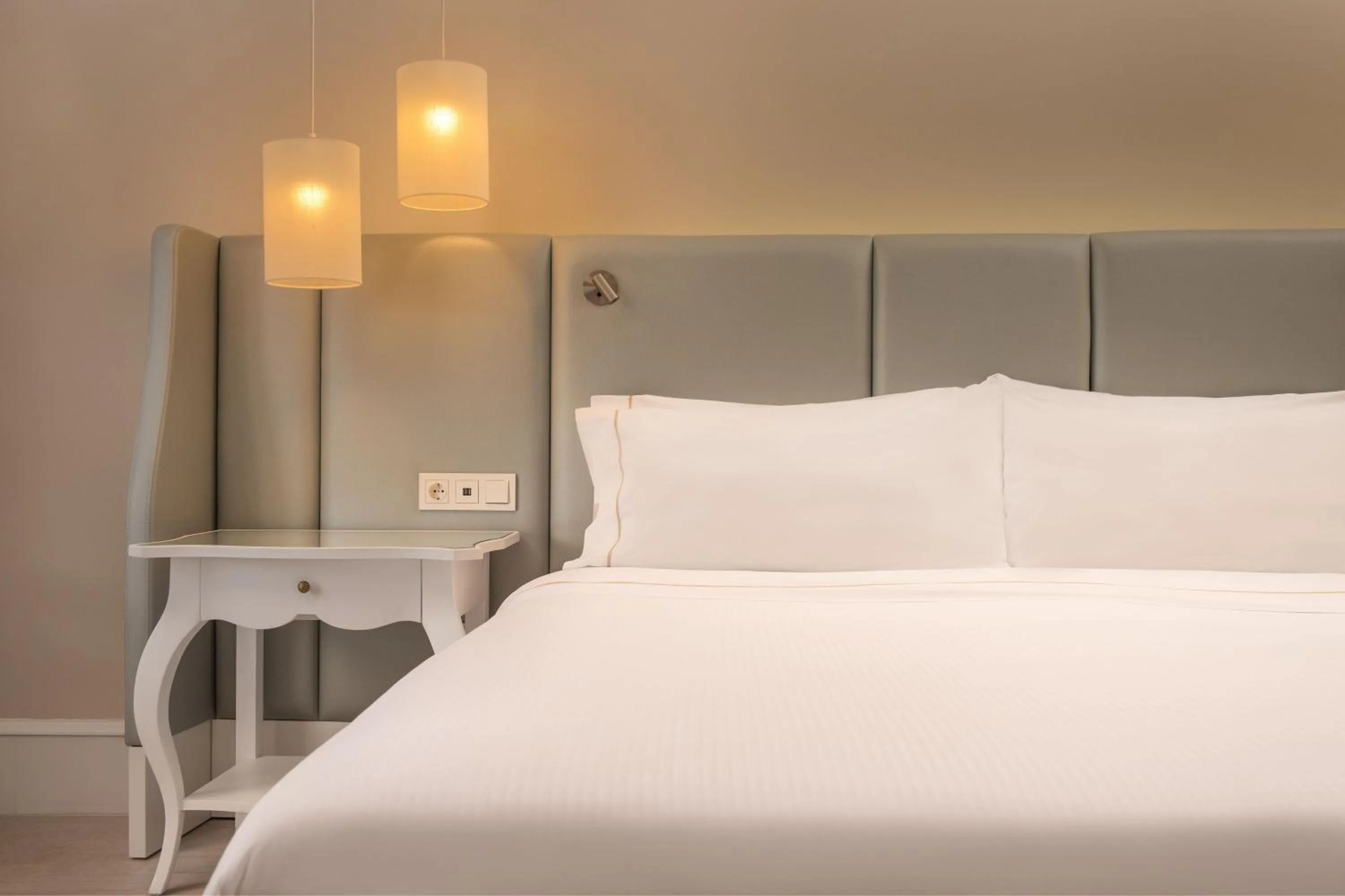 Photo of the whole room, Bed in The Westin La Quinta Golf Resort & Spa, Benahavis, Marbella