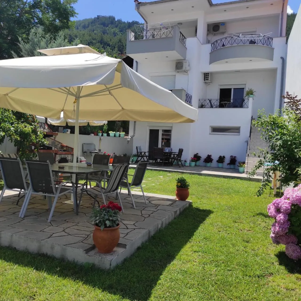 RG Studios Thassos