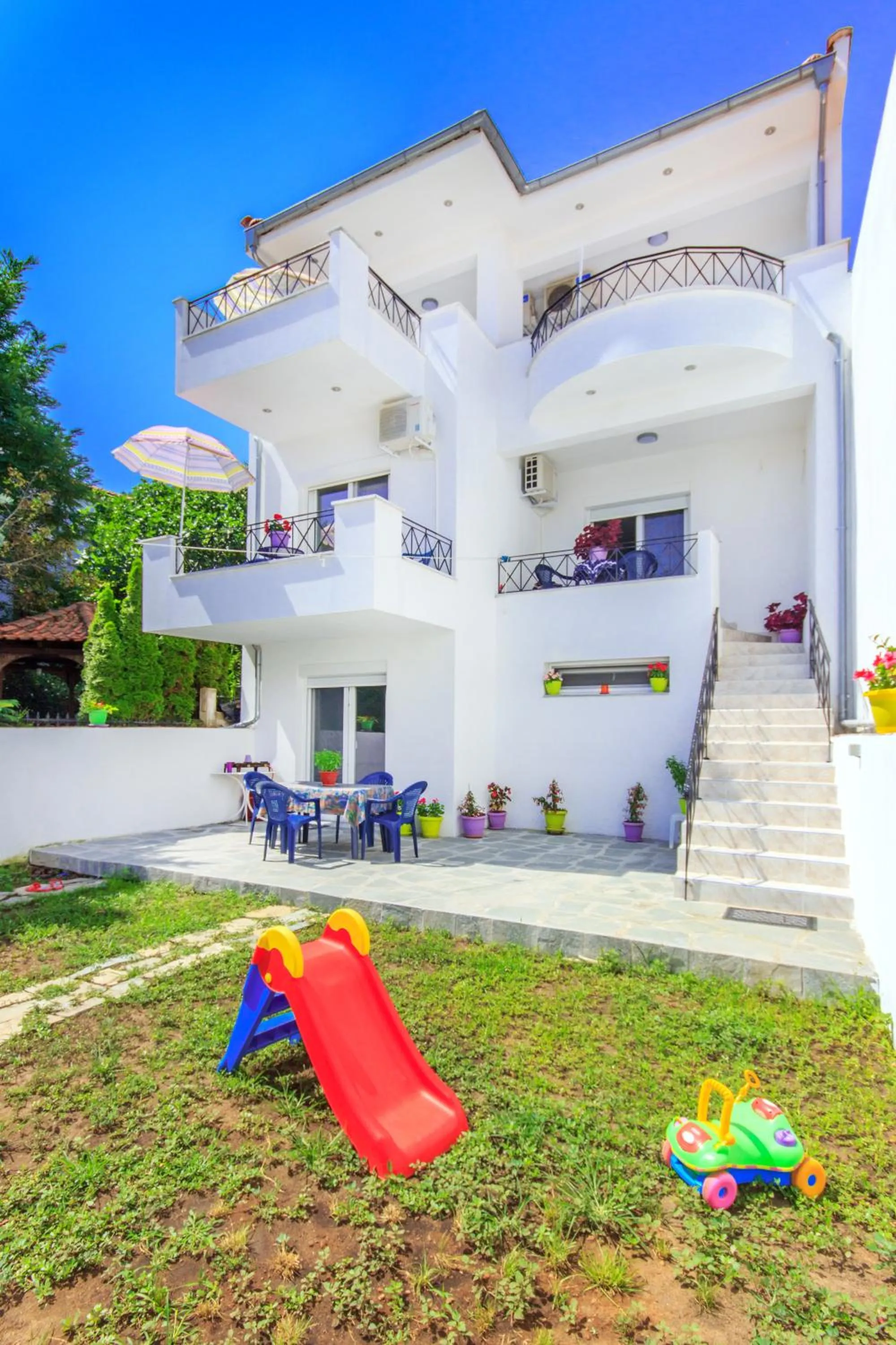 RG Studios Thassos