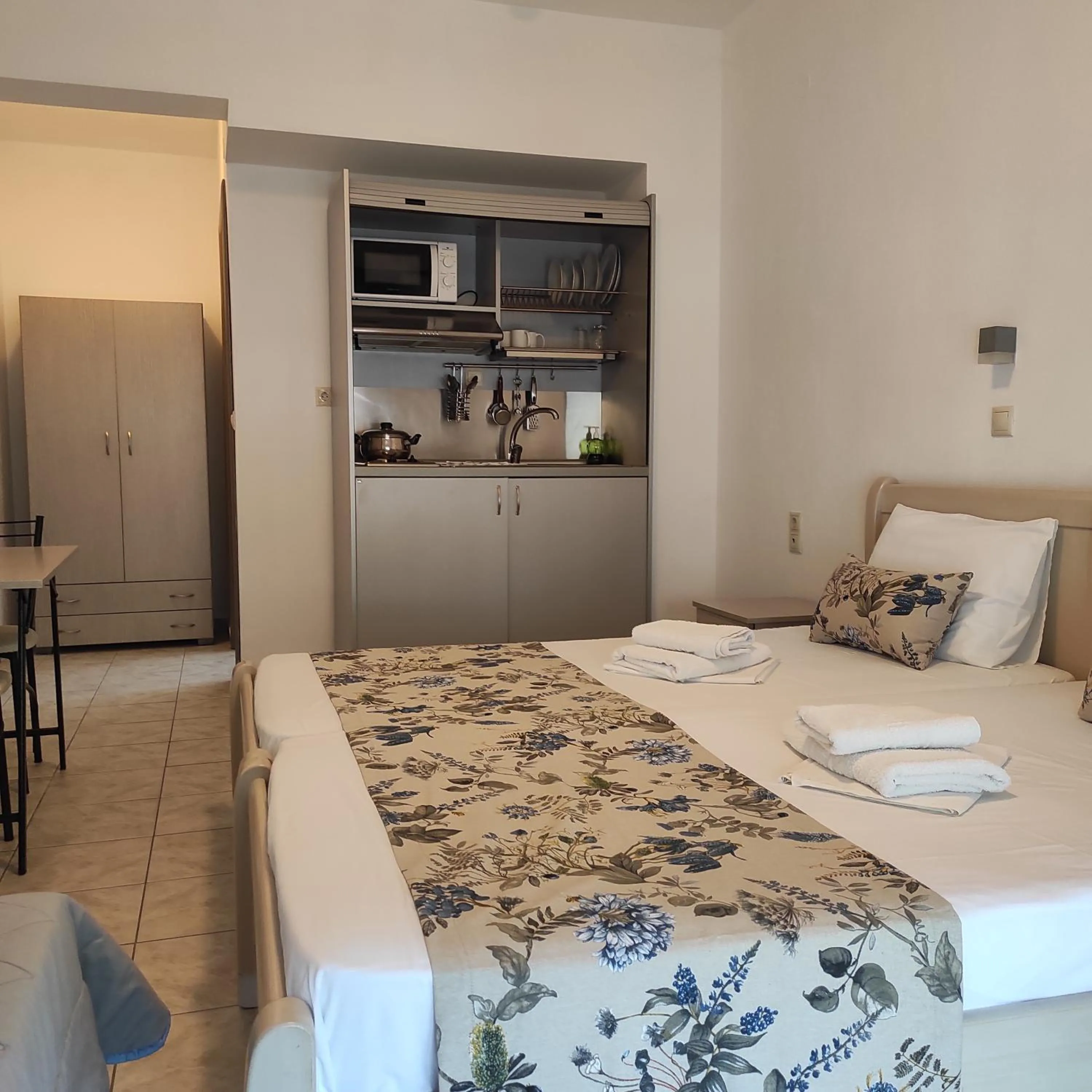 Bed in RG Studios Thassos