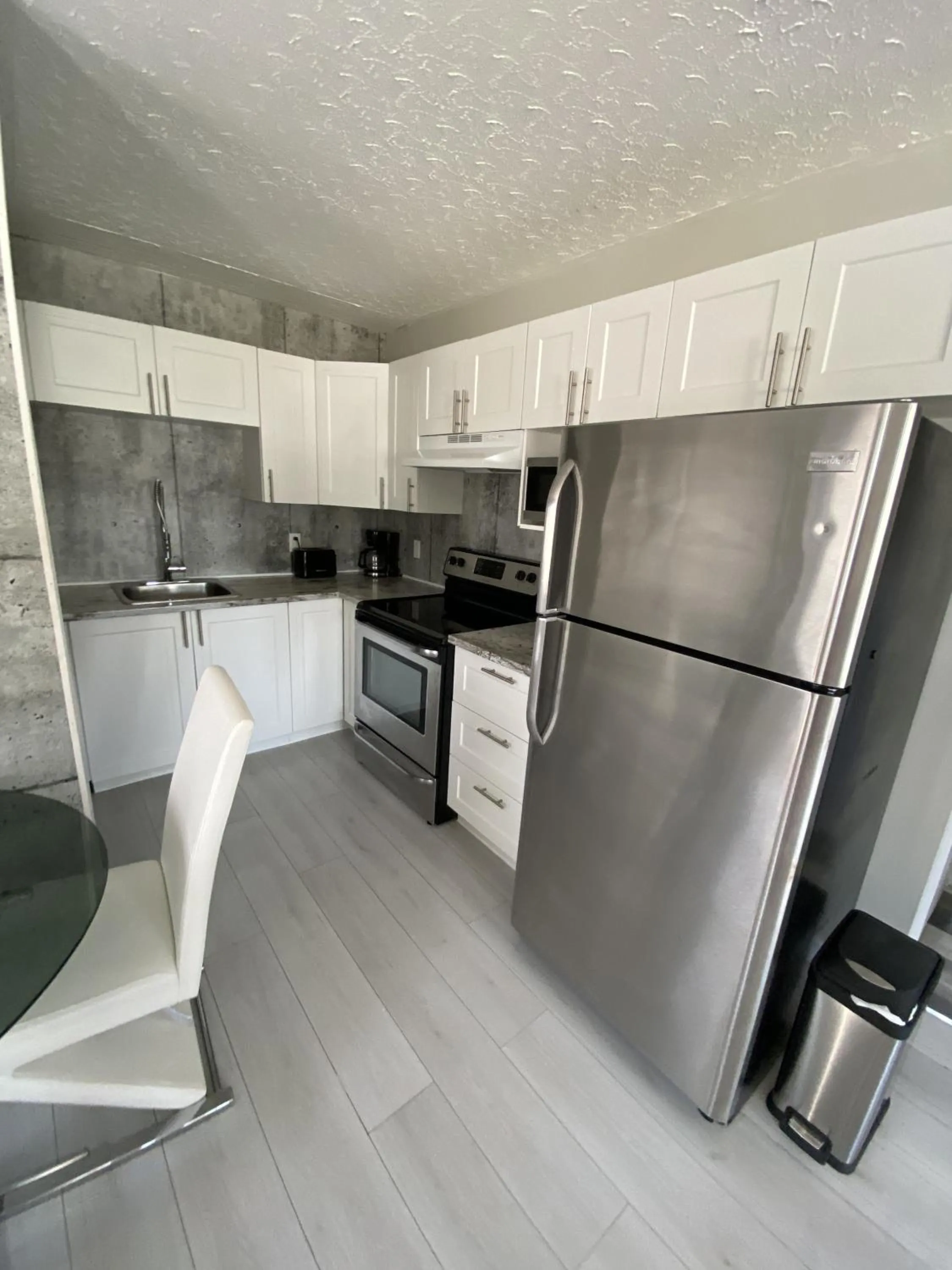 Kitchen or kitchenette in Le Cardinal