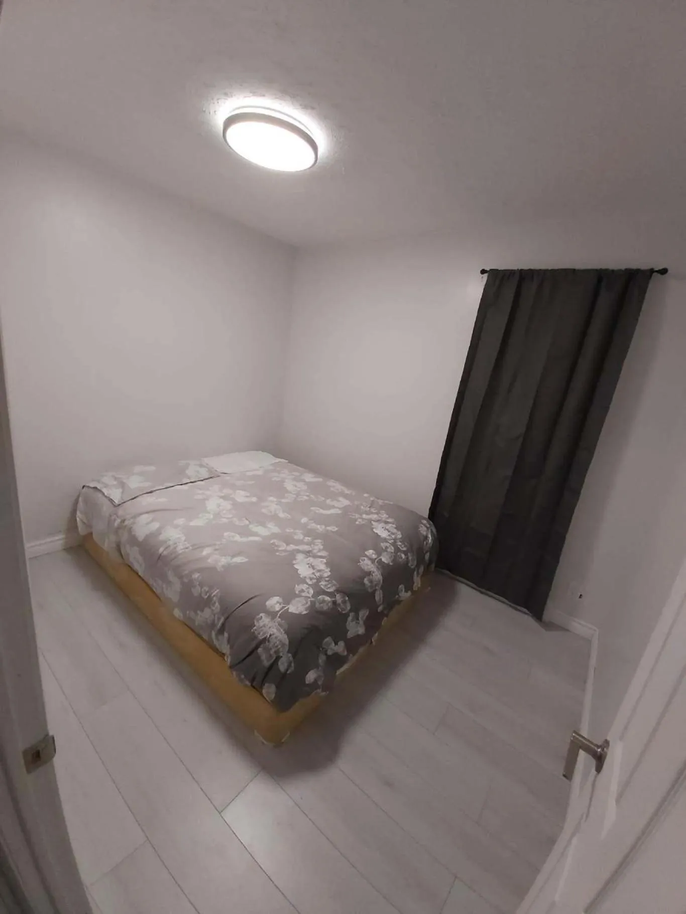 Bedroom, Bed in Le Cardinal