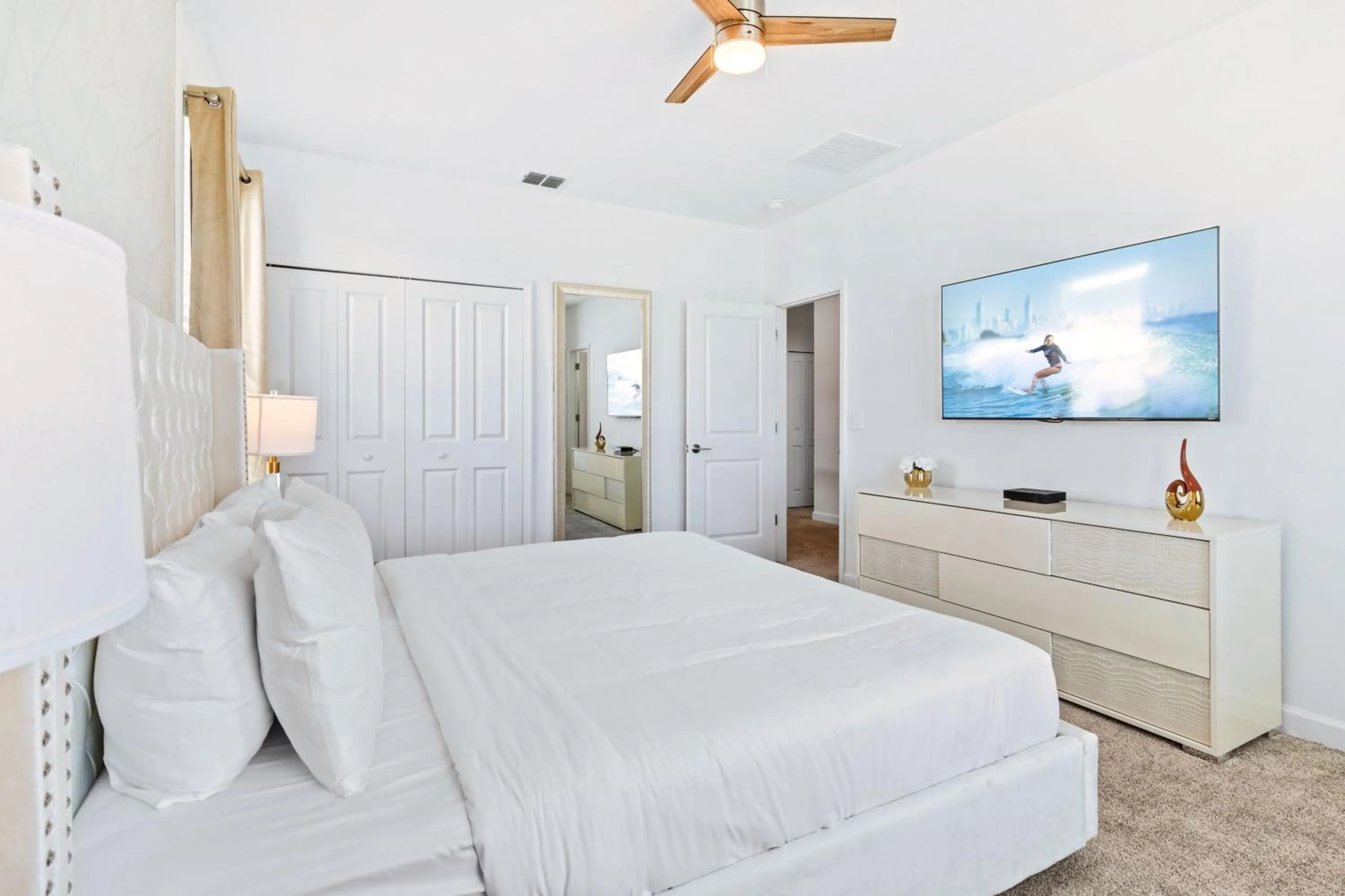 Other, Bed in 9183 Sommerset Hills Drive