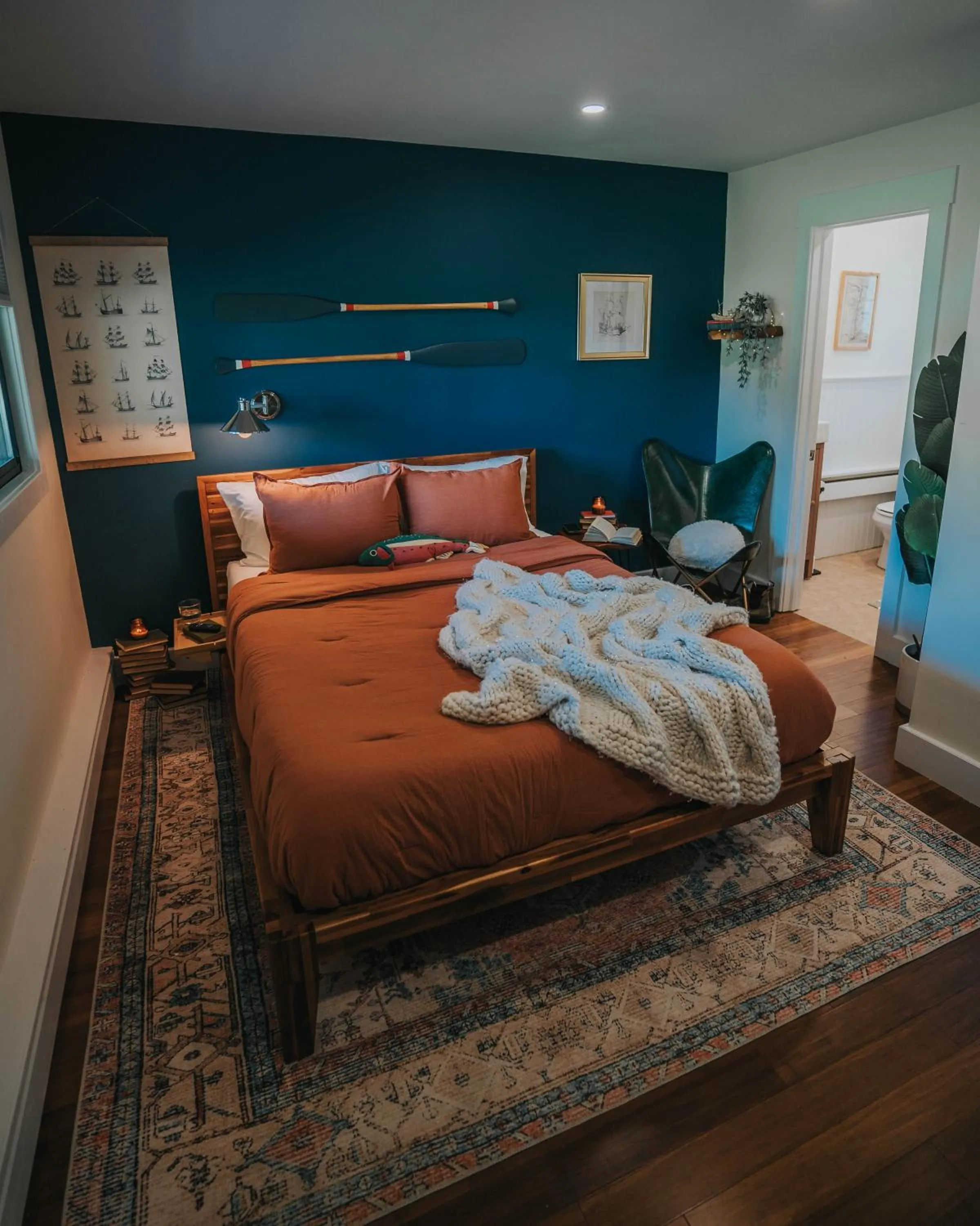 Bed in Willow Pond Motel