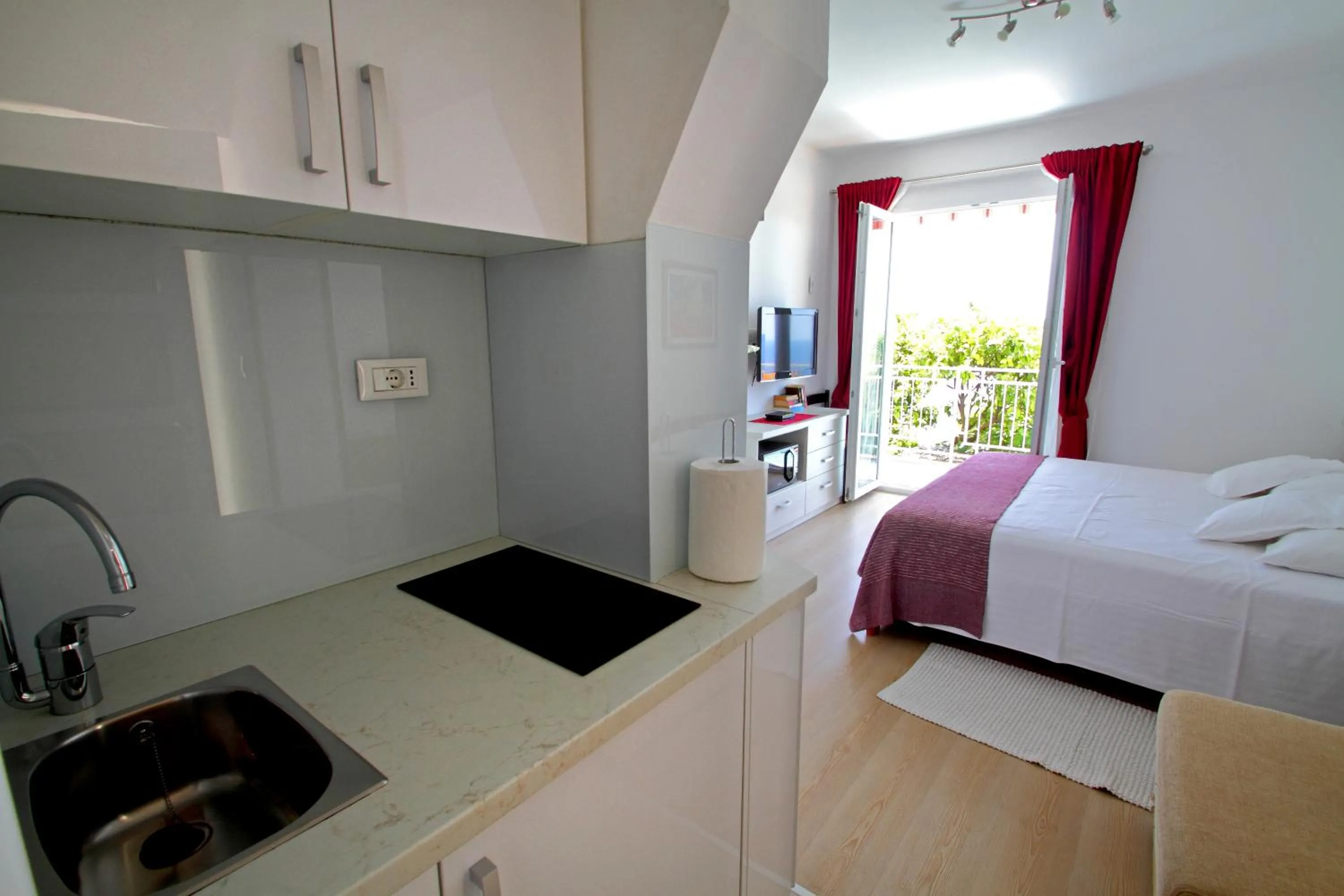 Bed in Apartments Ante