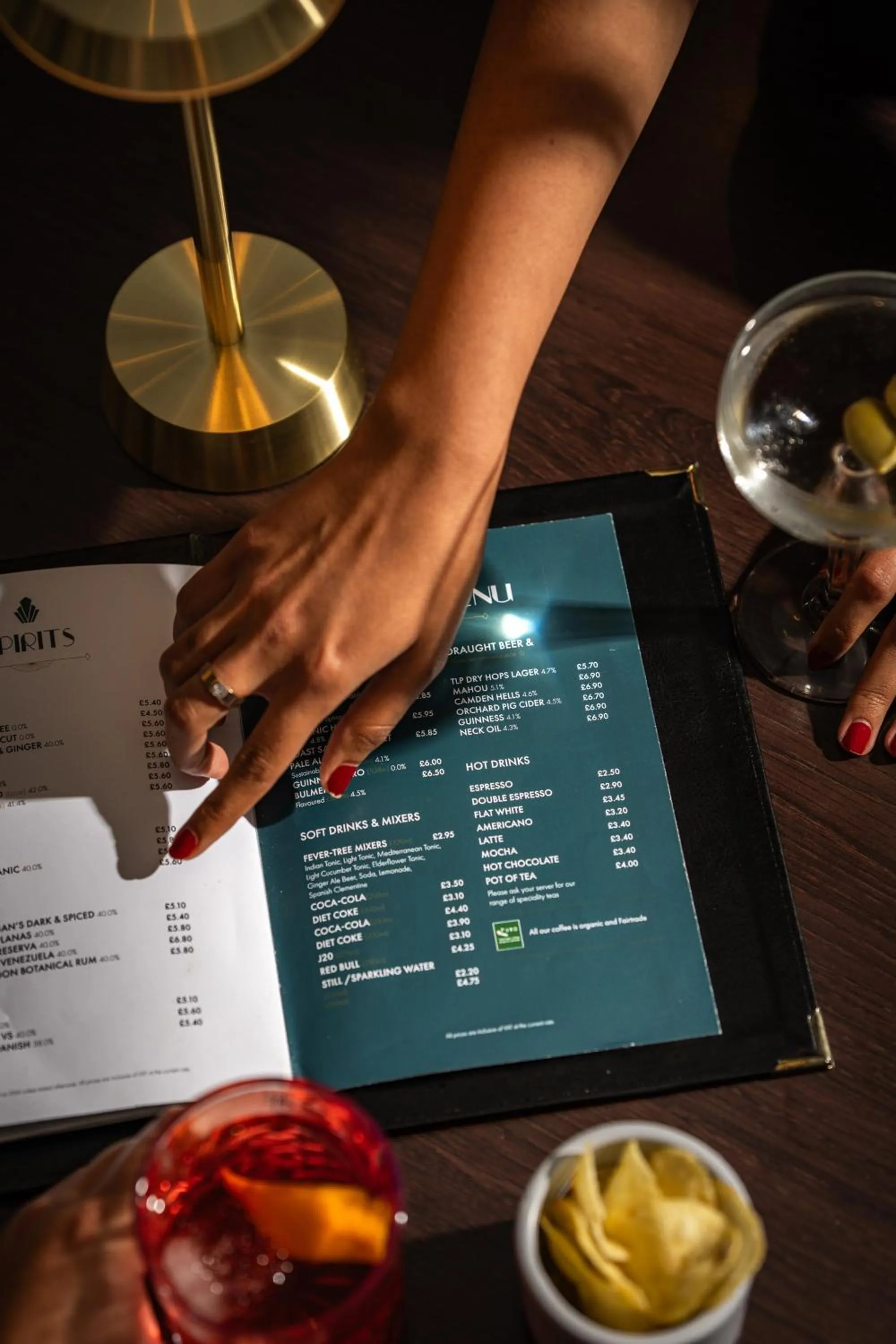 Lounge or bar in President Hotel