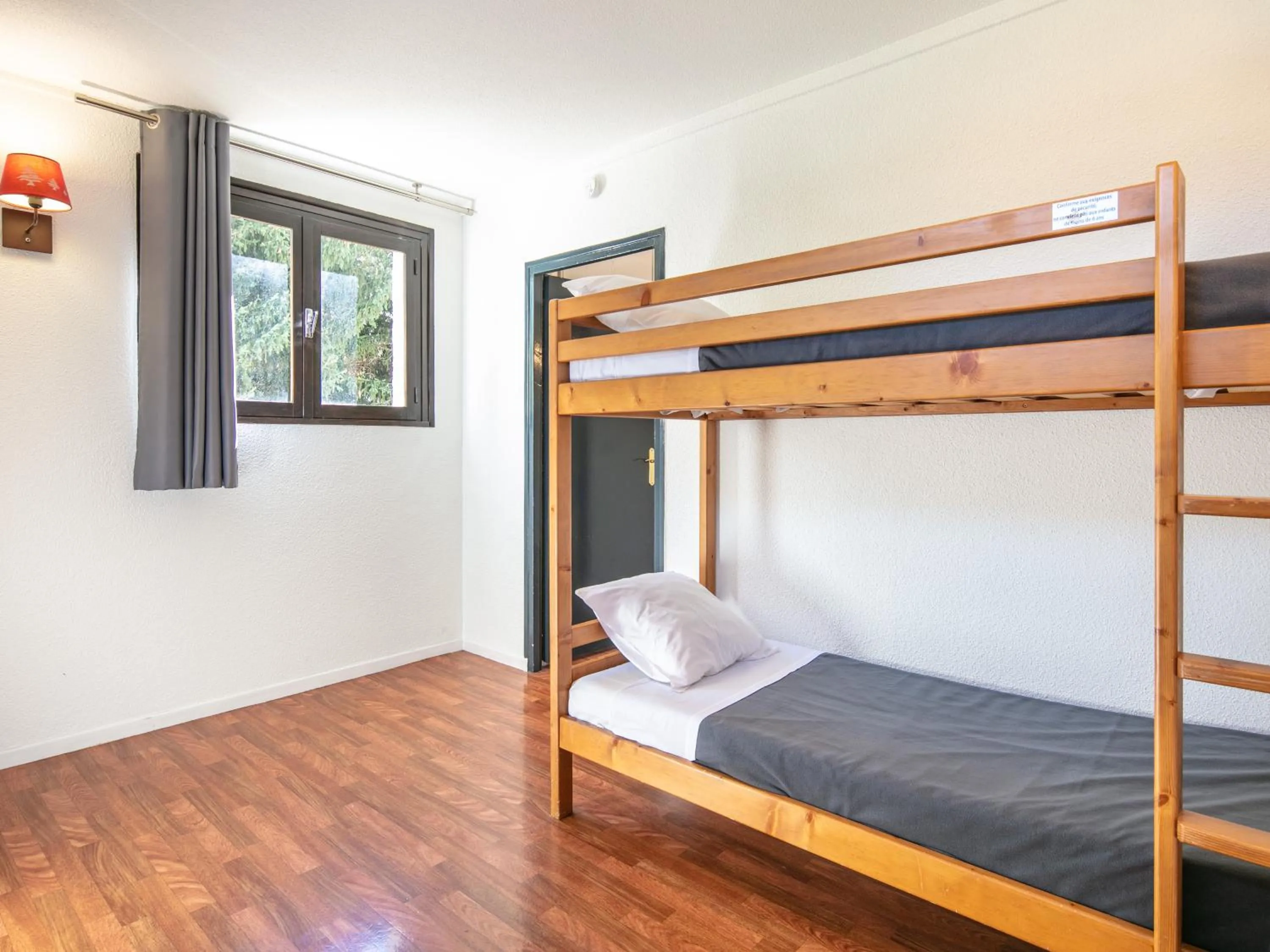 bunk bed, Bed in Vacancéole - Résidence L'Edelweiss