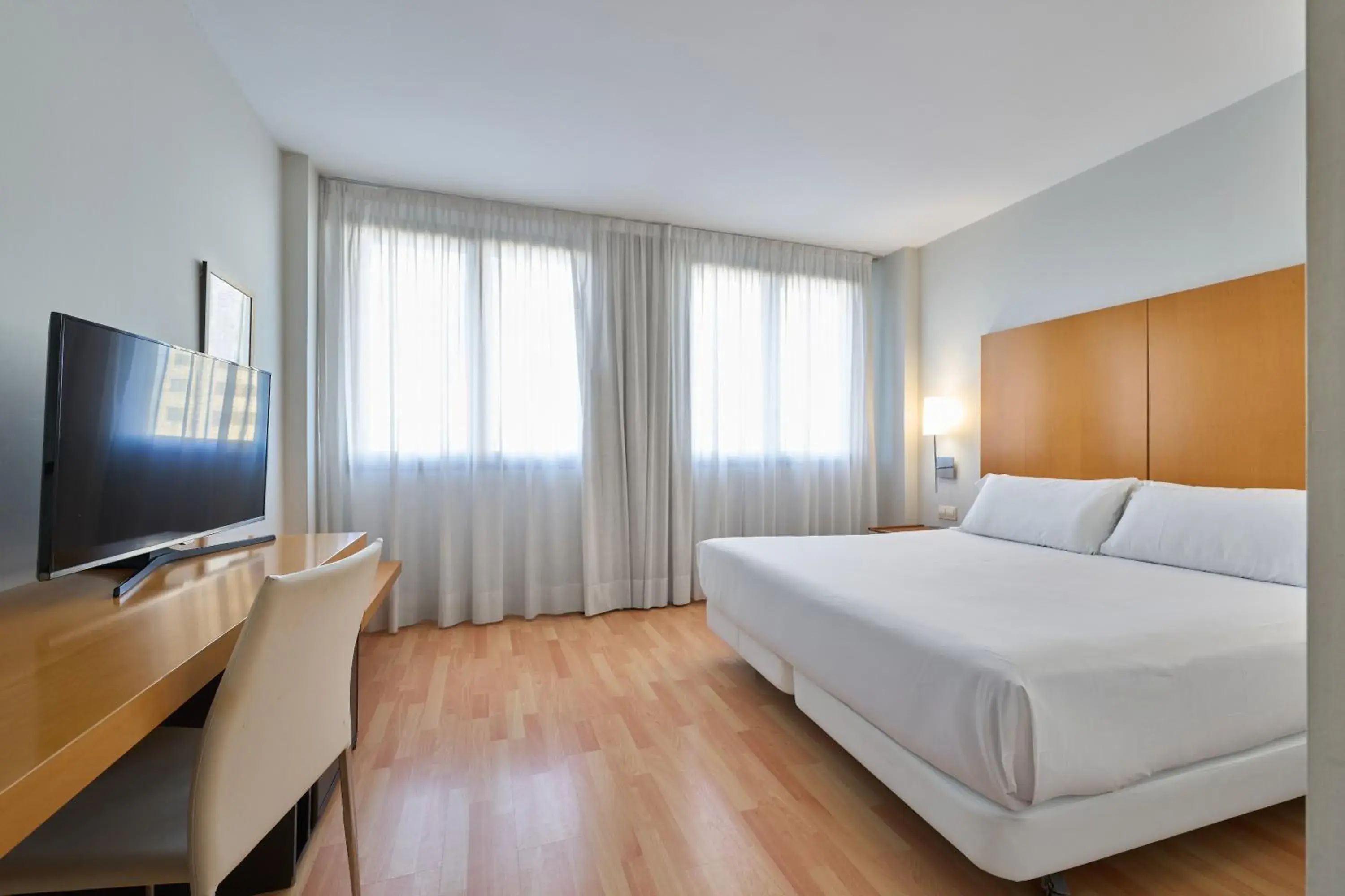 Double Room with Garden View in Catalonia Barcelona Beach Double Room with Garden View in Catalonia Barcelona Beach