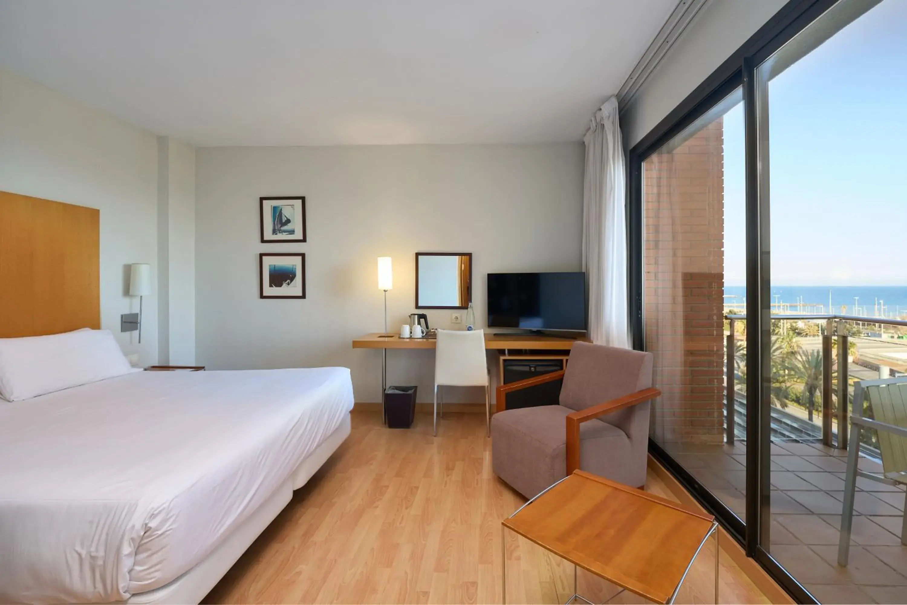 Superior Double Room with Balcony in Catalonia Barcelona Beach Superior Double Room with Balcony in Catalonia Barcelona Beach
