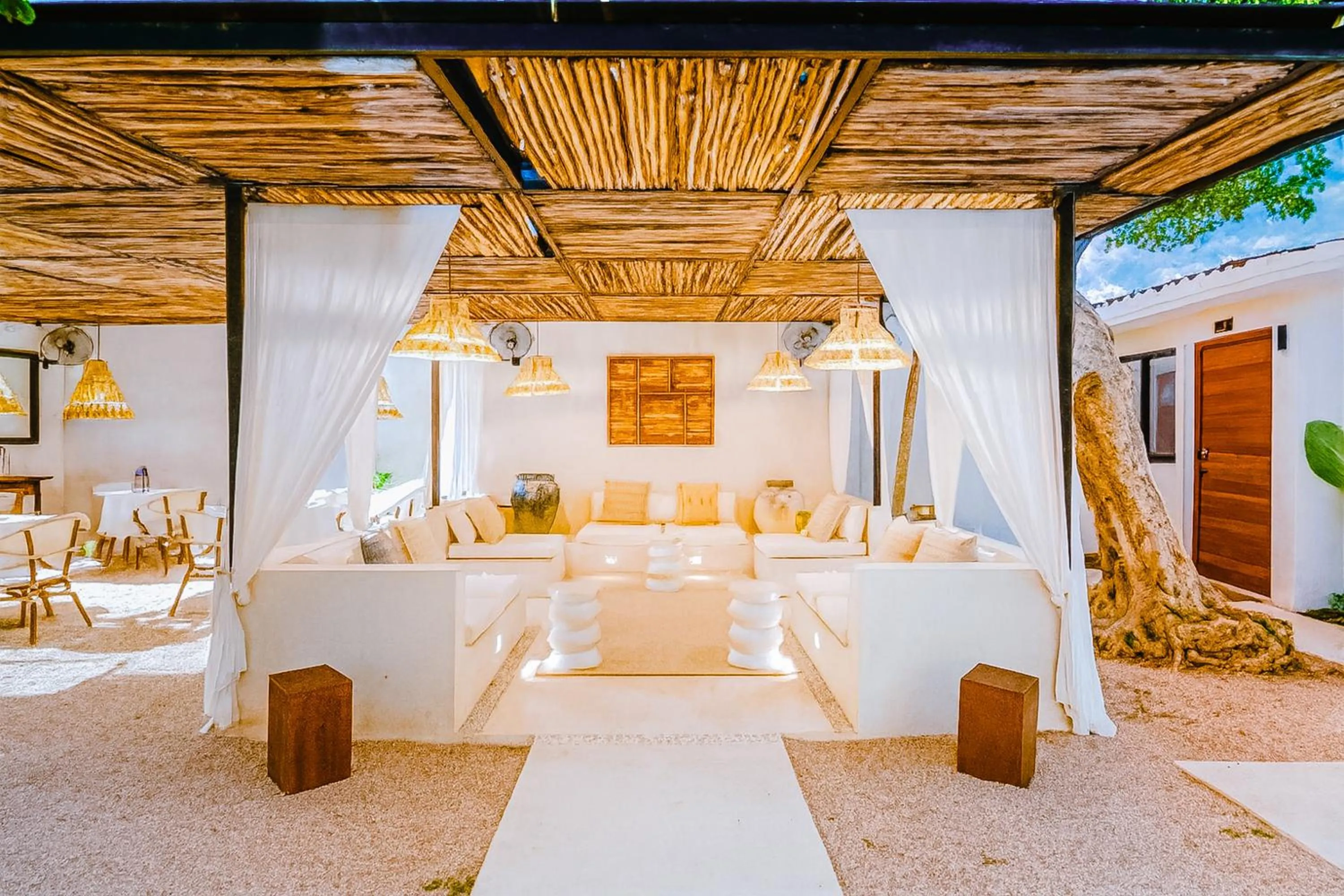 Living room, Bed in Malish Hotel & Spa Luxury Edition