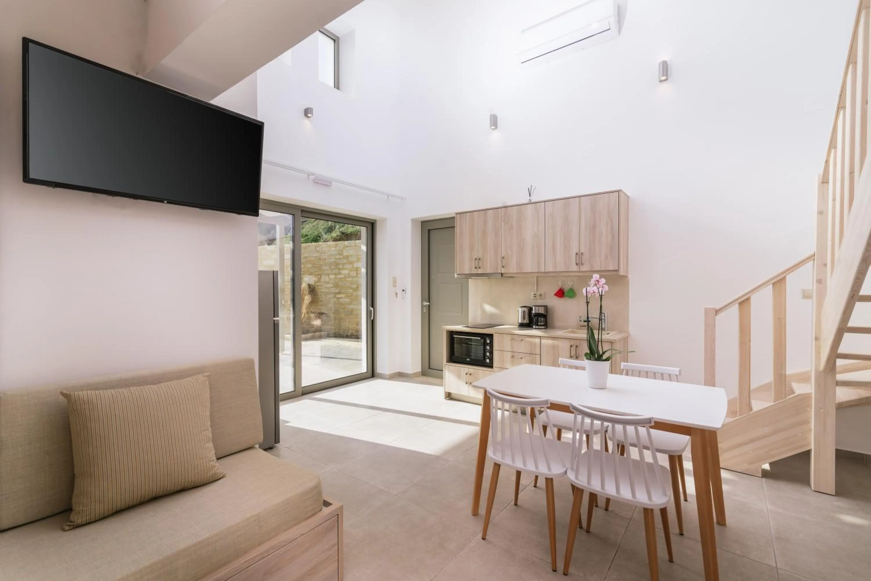 Kitchen or kitchenette in Matala Prime Villas