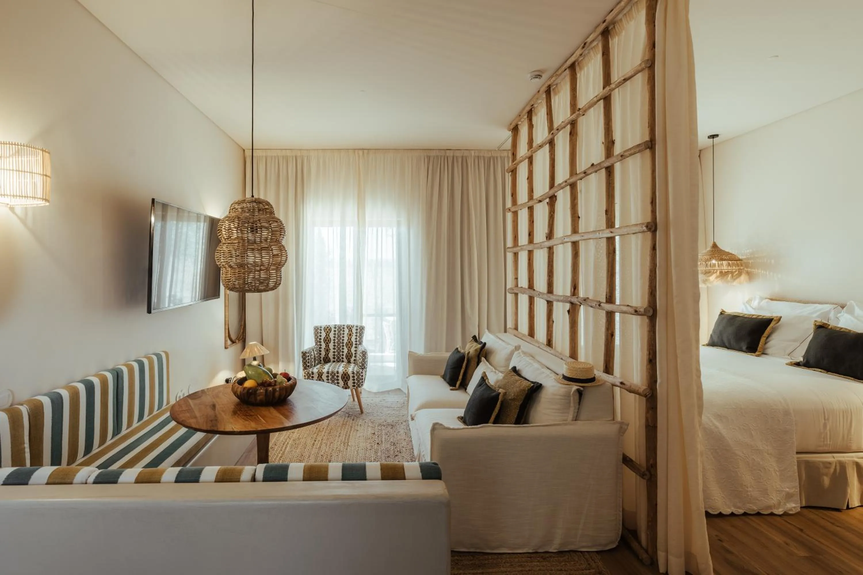 Living room, Bed in AlmaLusa Comporta