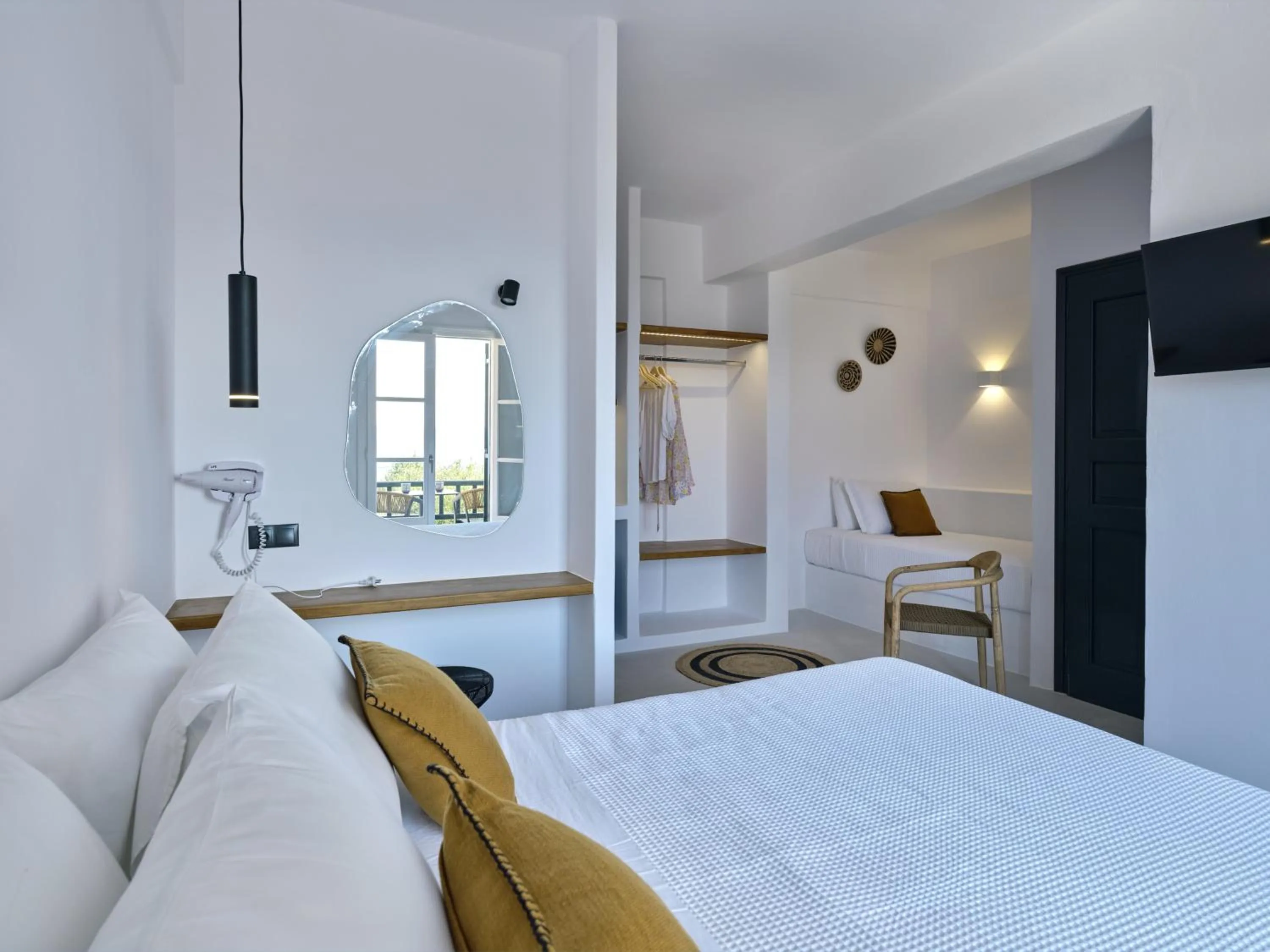 Bed in Paros Five Senses