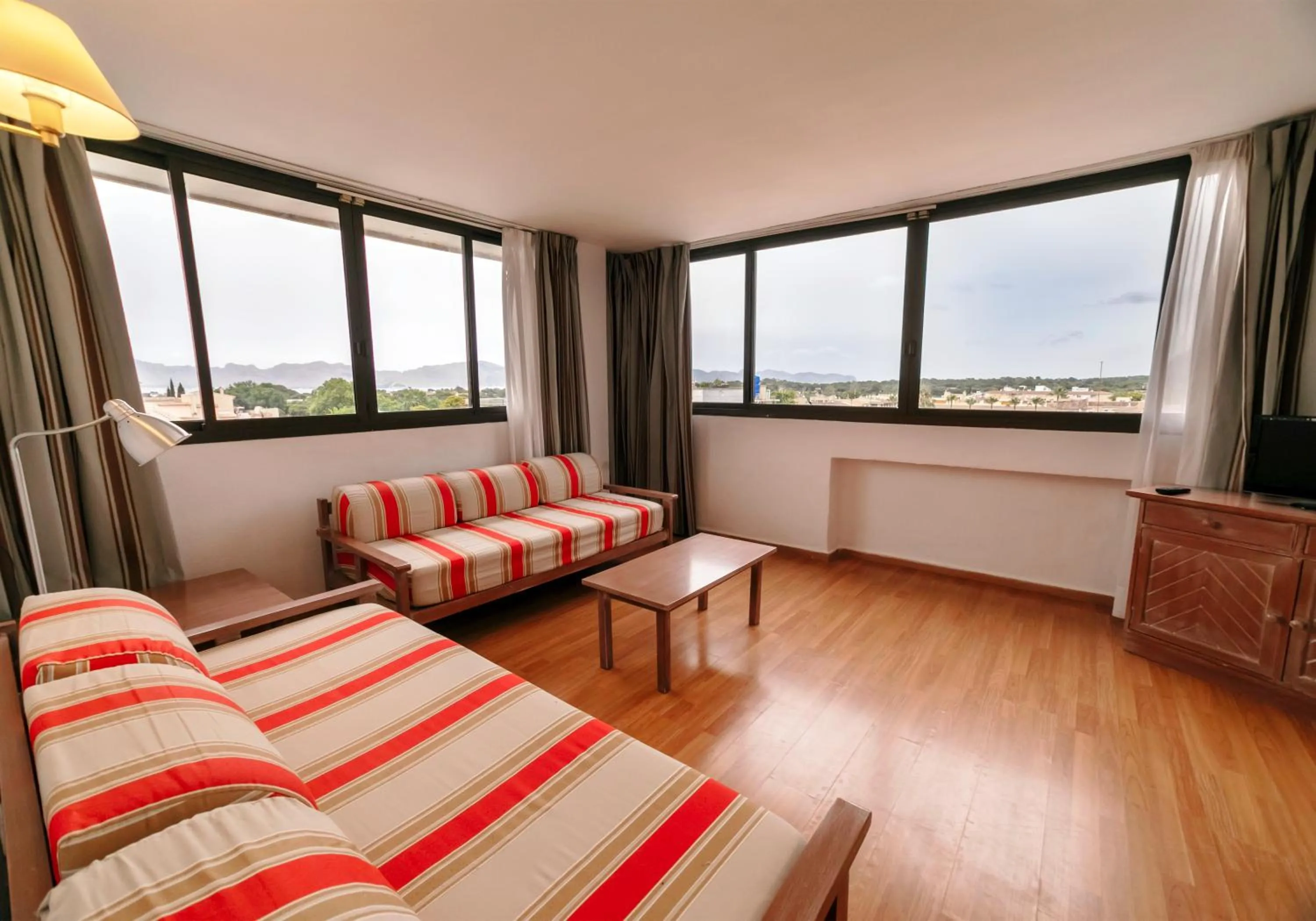 Living room in Apartamentos Carlos V