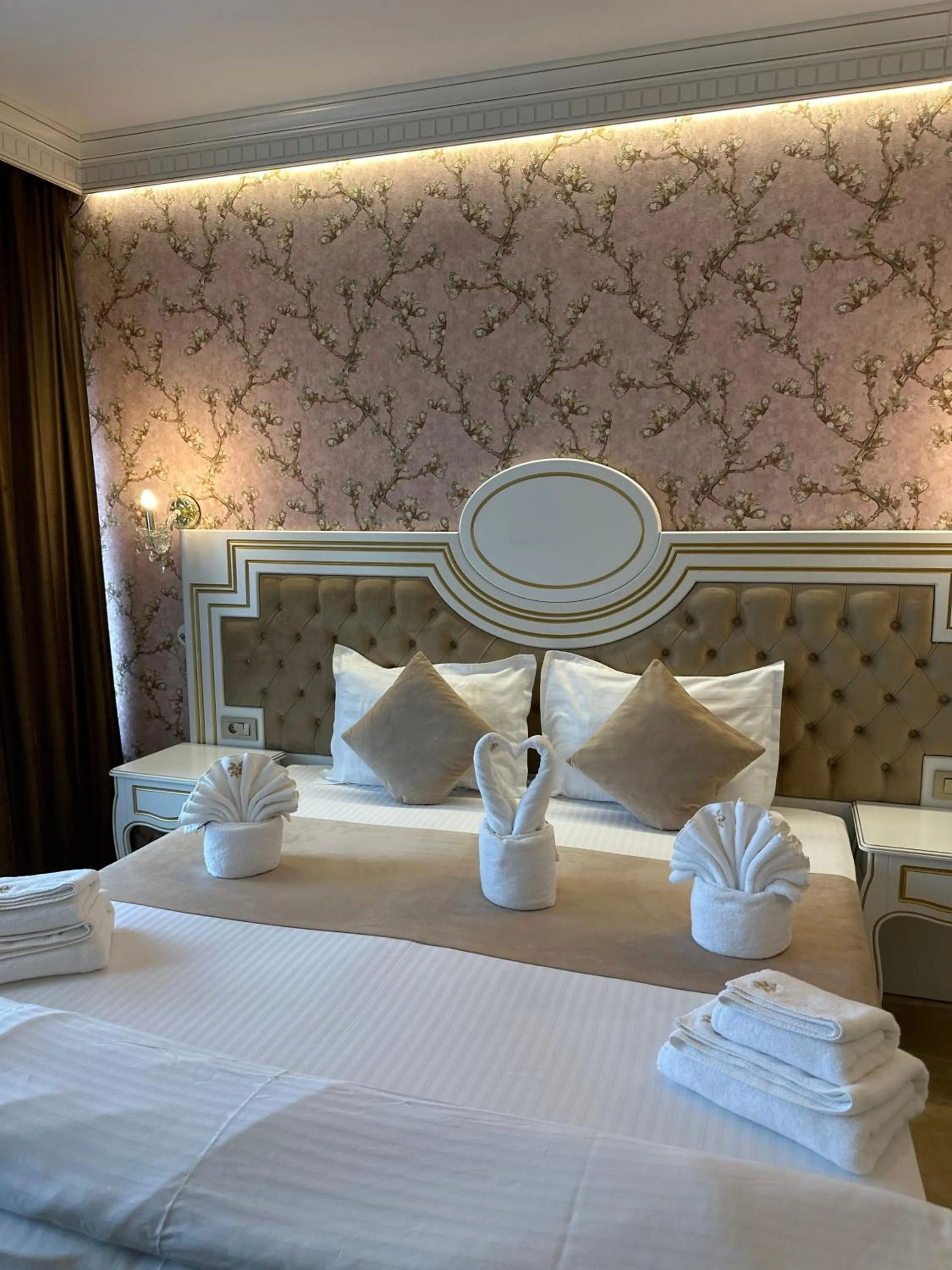 Bed in Cardinale Resort