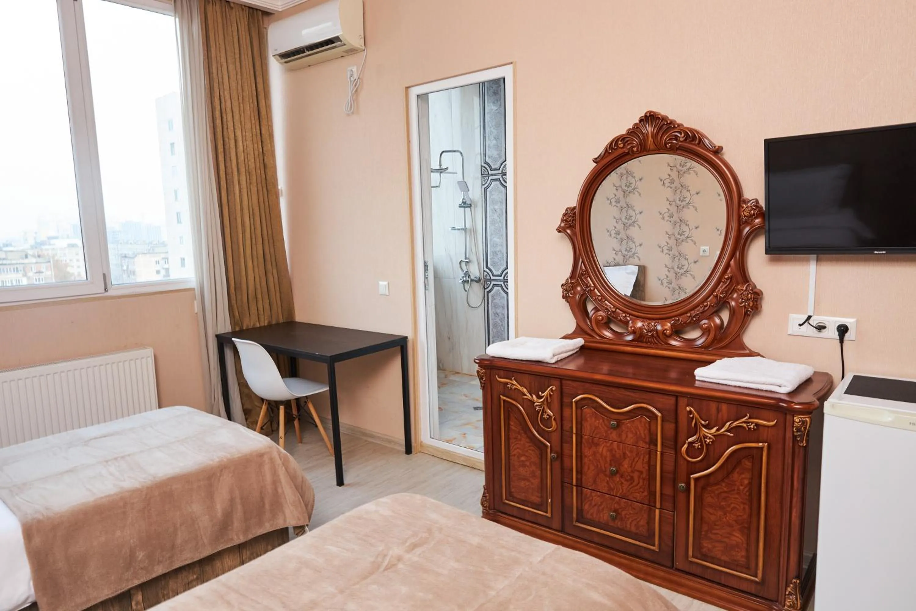 Photo of the whole room in New Star