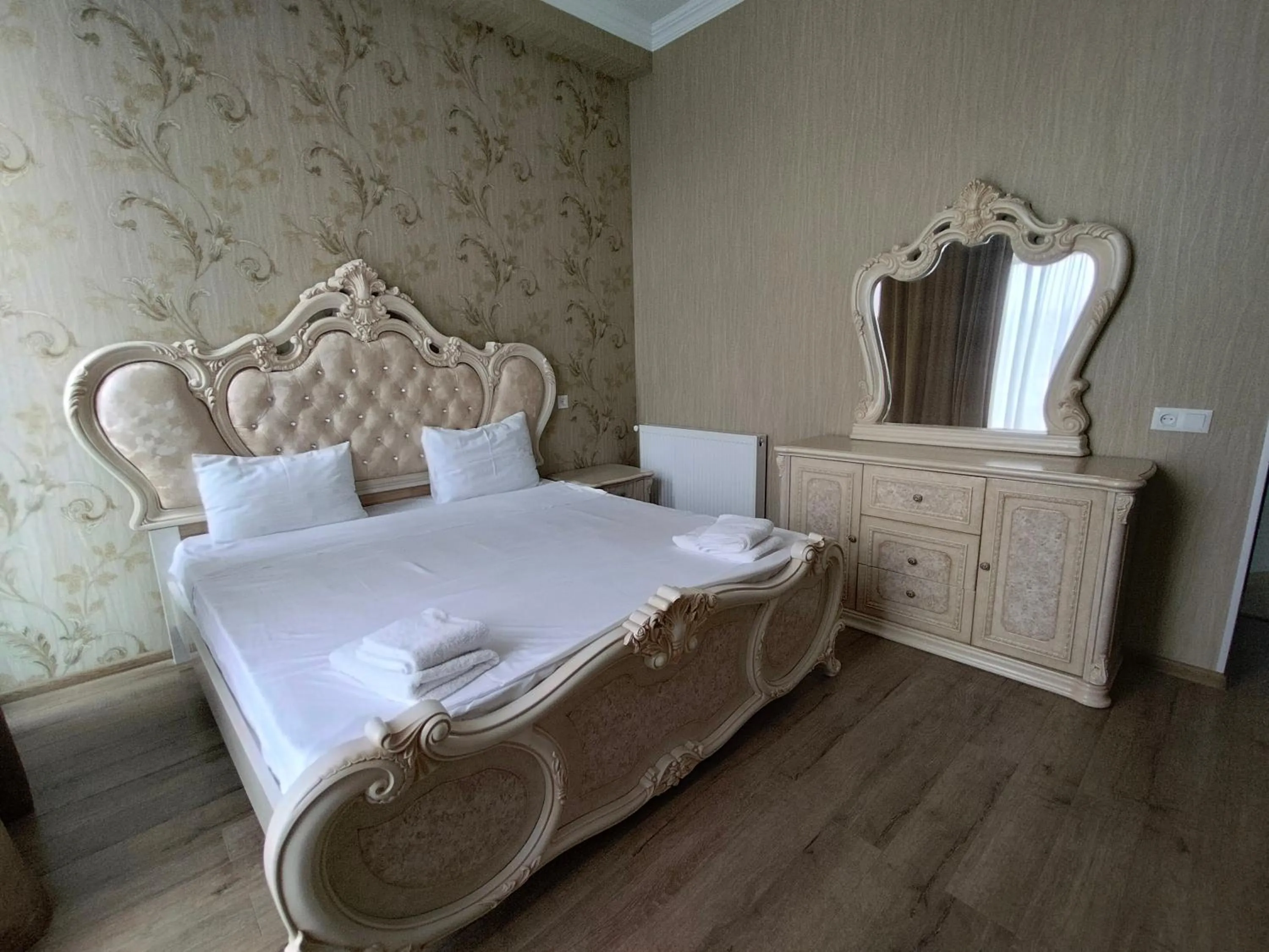 Photo of the whole room in New Star