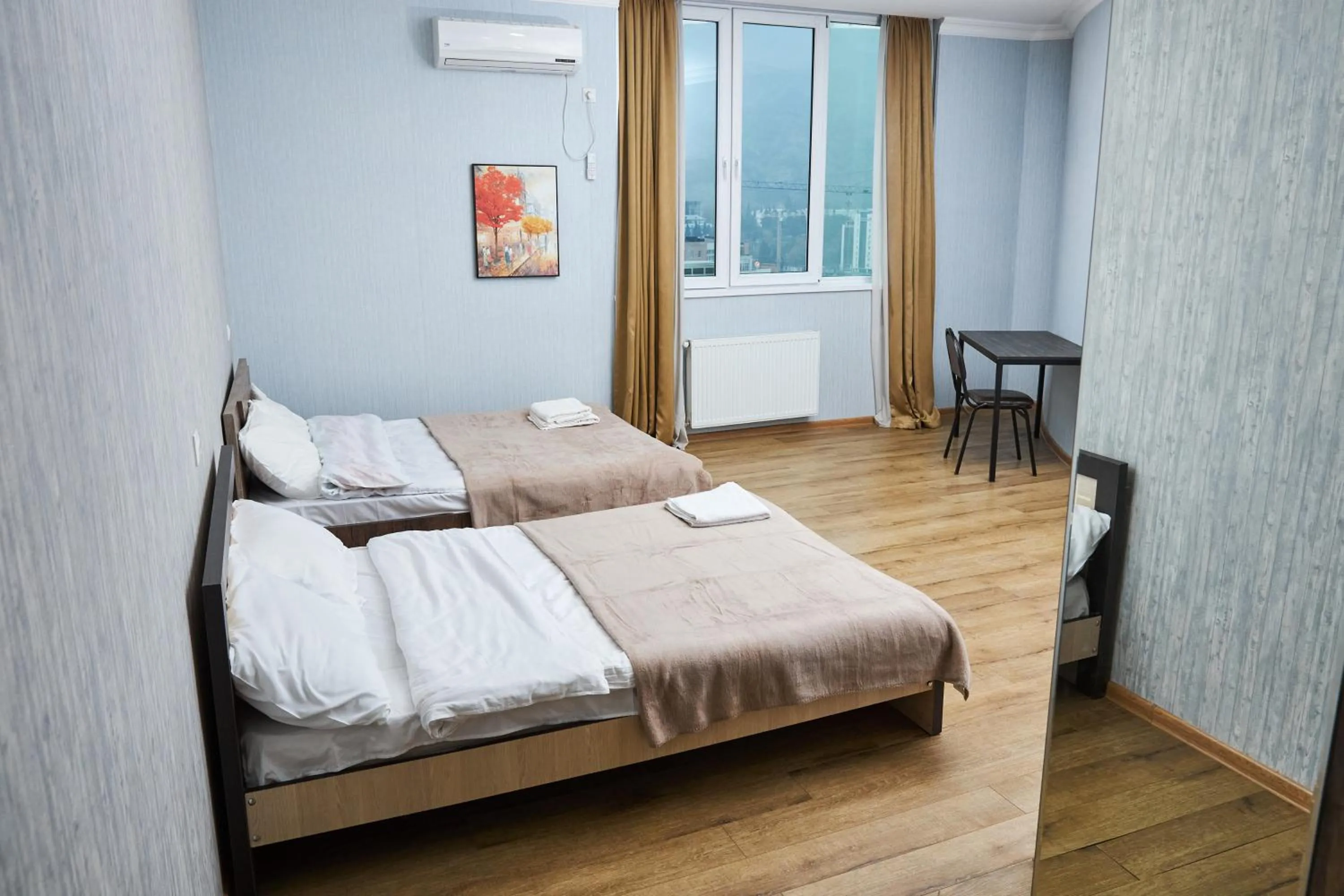 Photo of the whole room in New Star