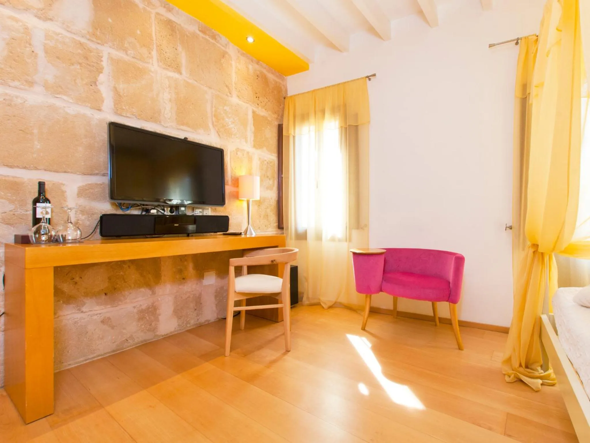 TV and multimedia in Cas Ferrer Nou Hotelet