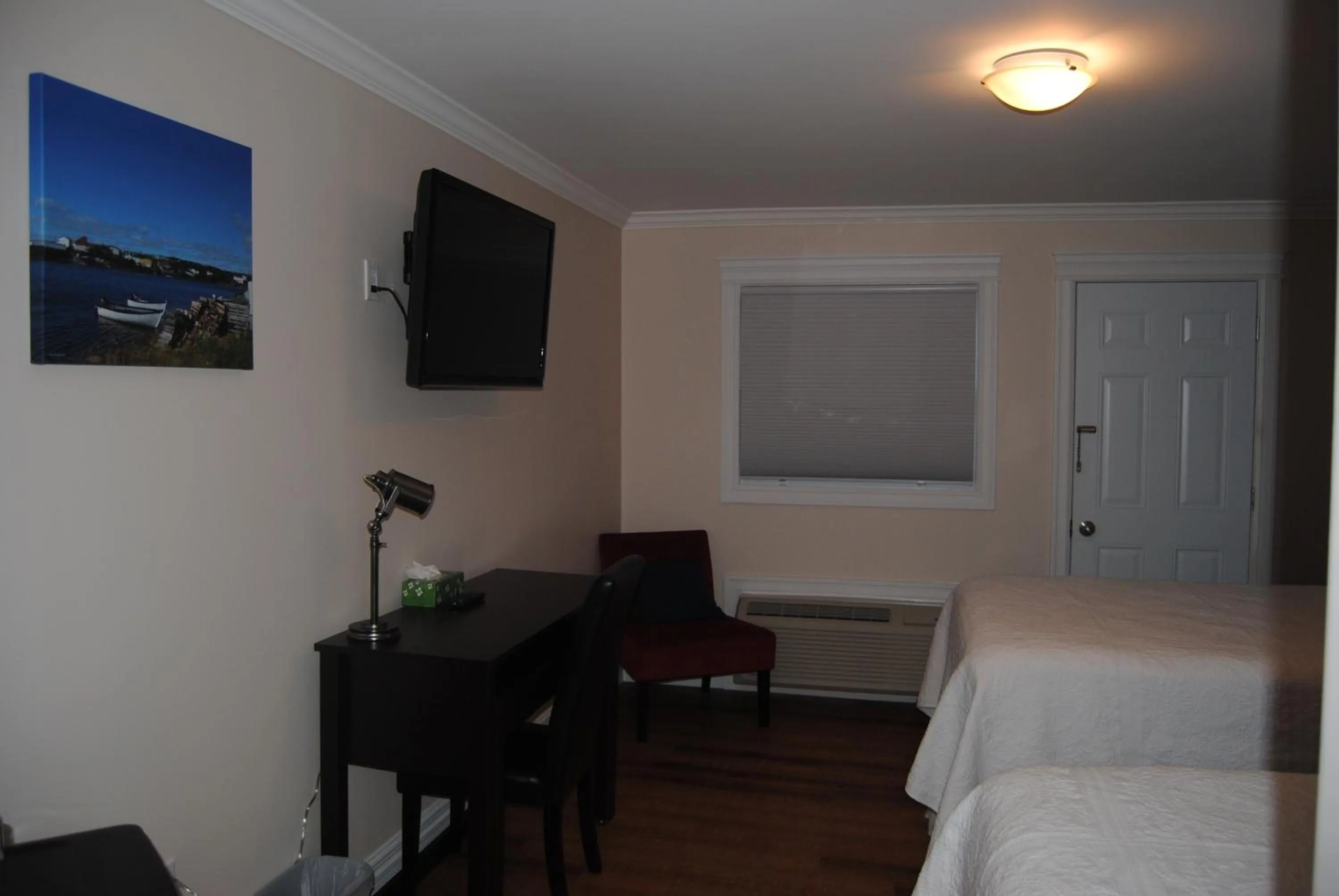 TV and multimedia, Bed in Arnold's Cove Inn