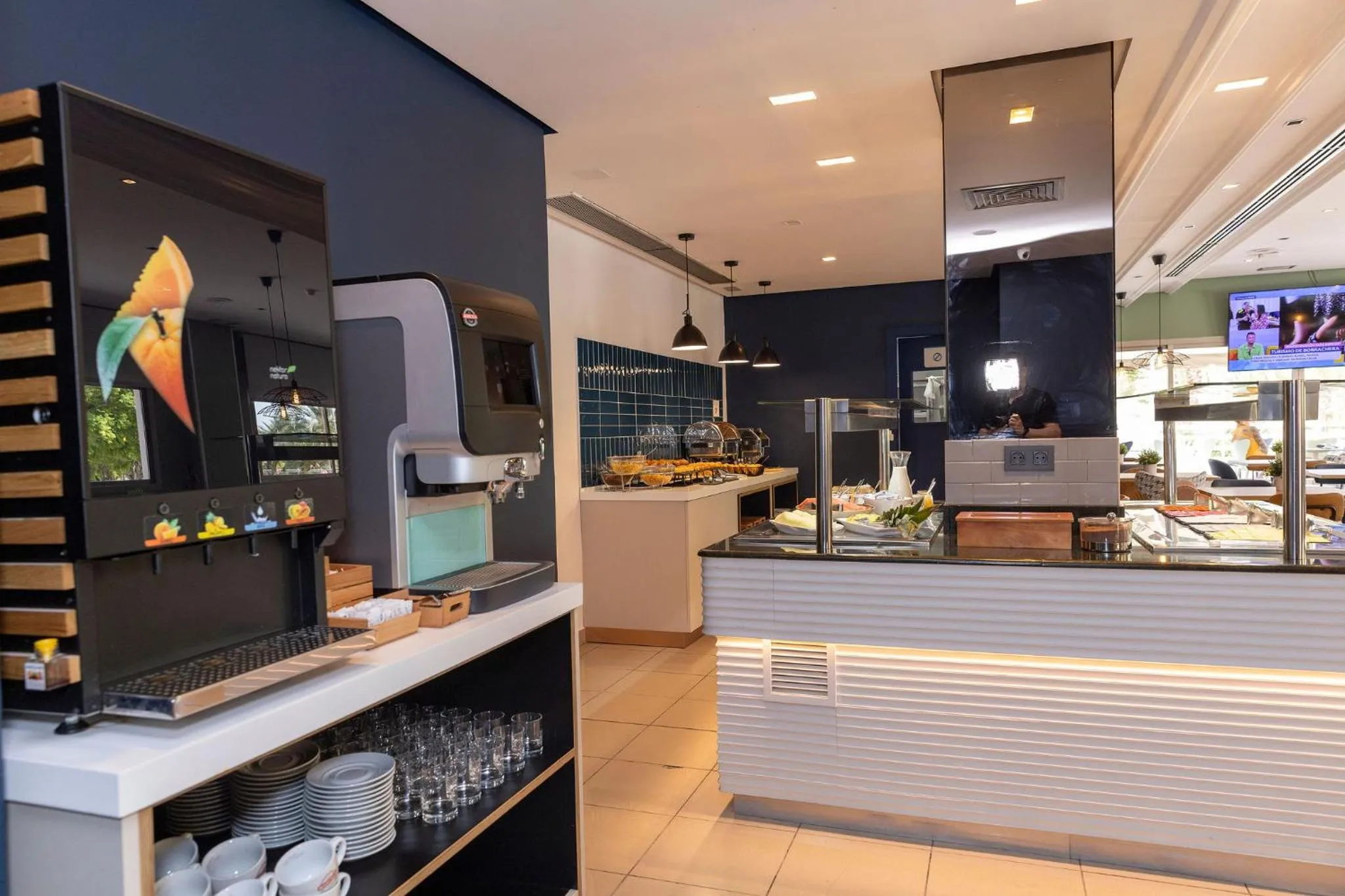 Travelodge Alicante Puerto