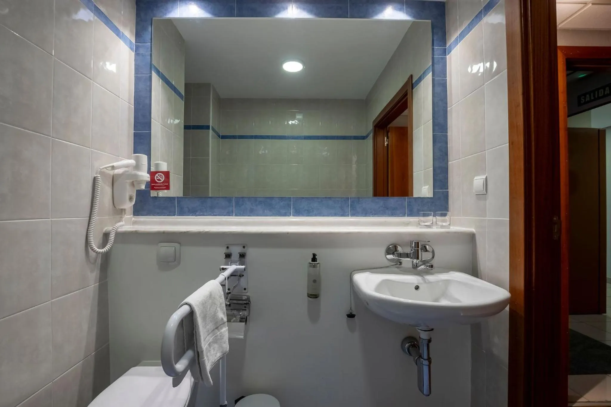 Travelodge Alicante Puerto