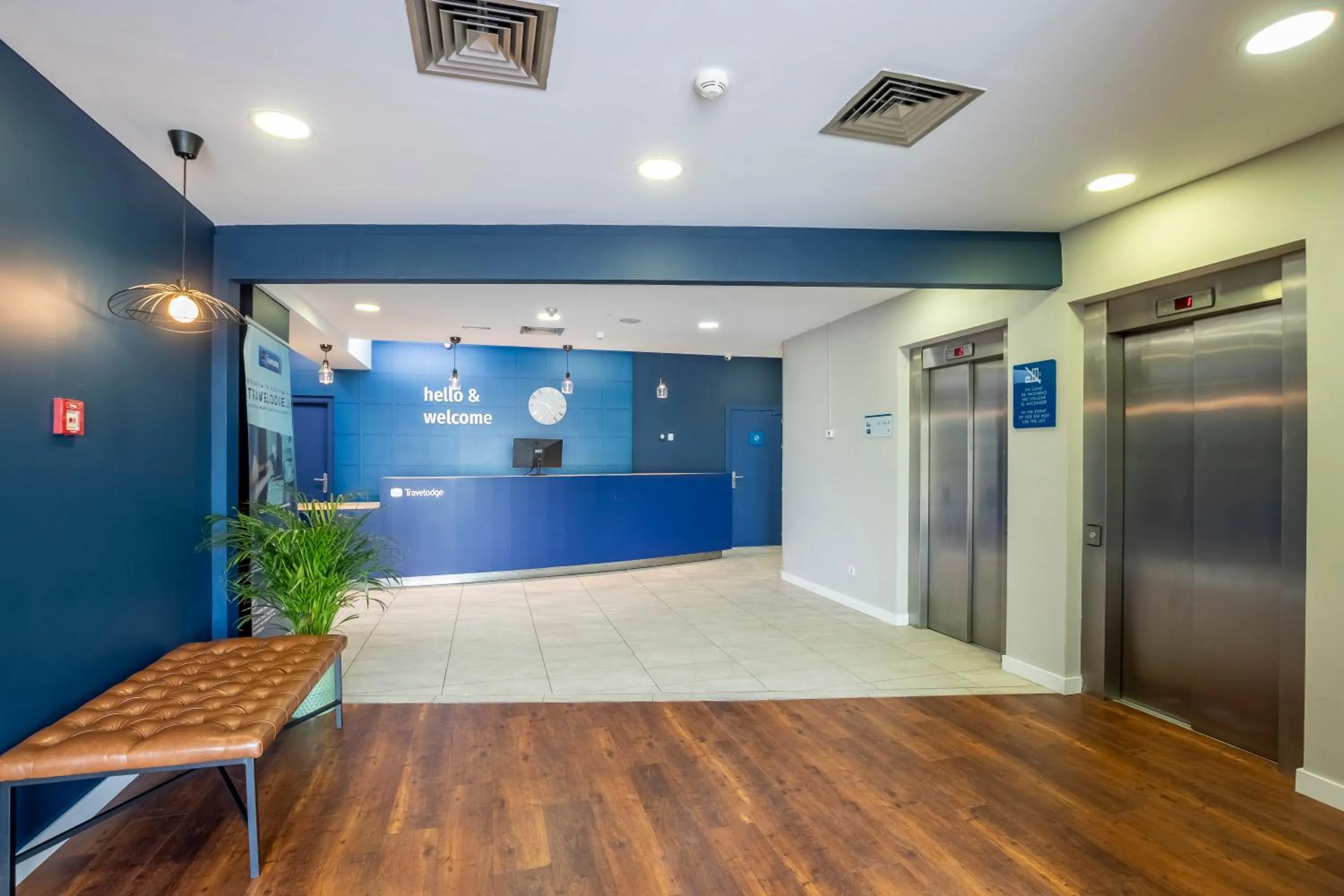 Lobby or reception in Travelodge Murcia