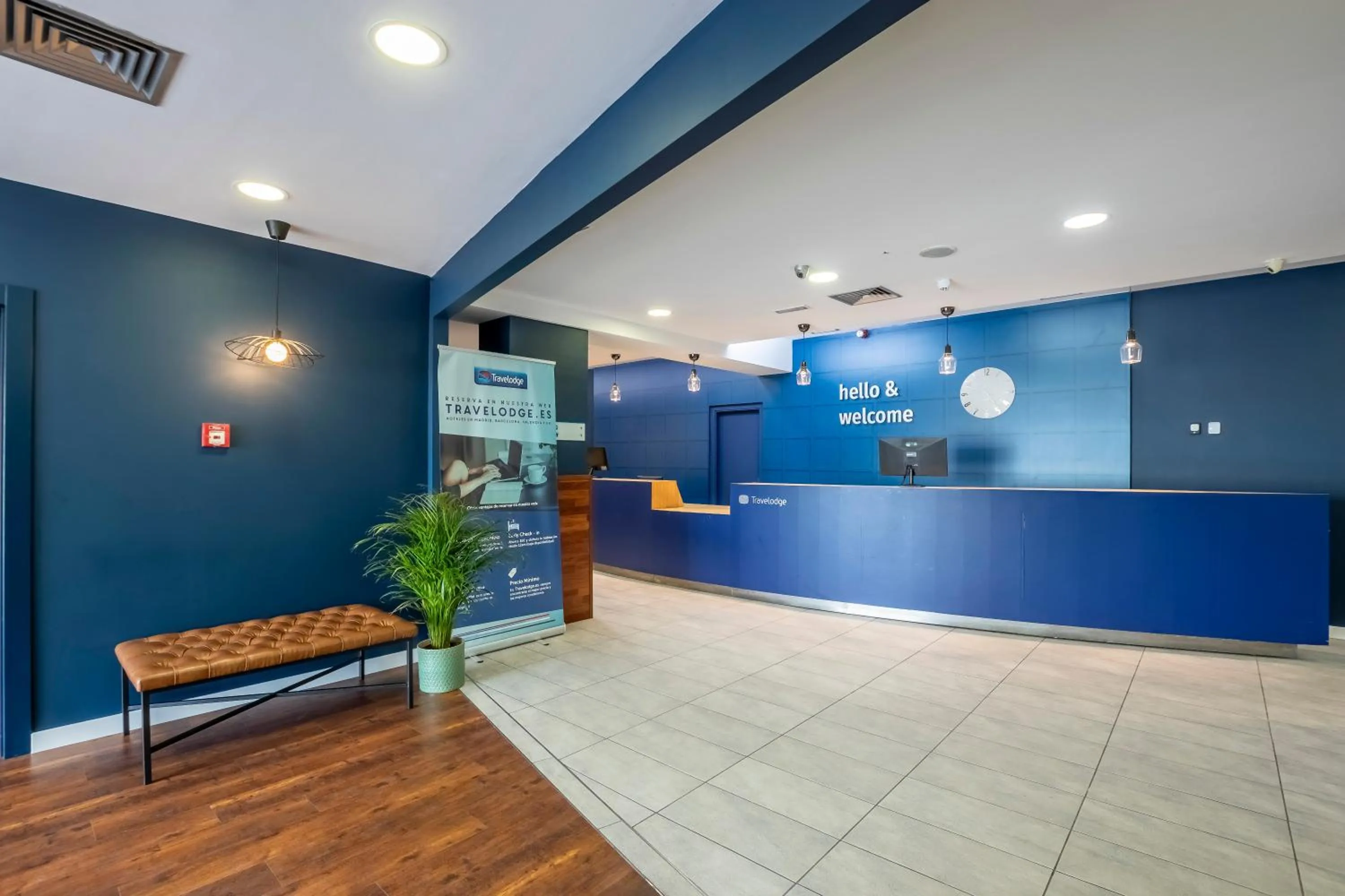 Lobby or reception in Travelodge Murcia