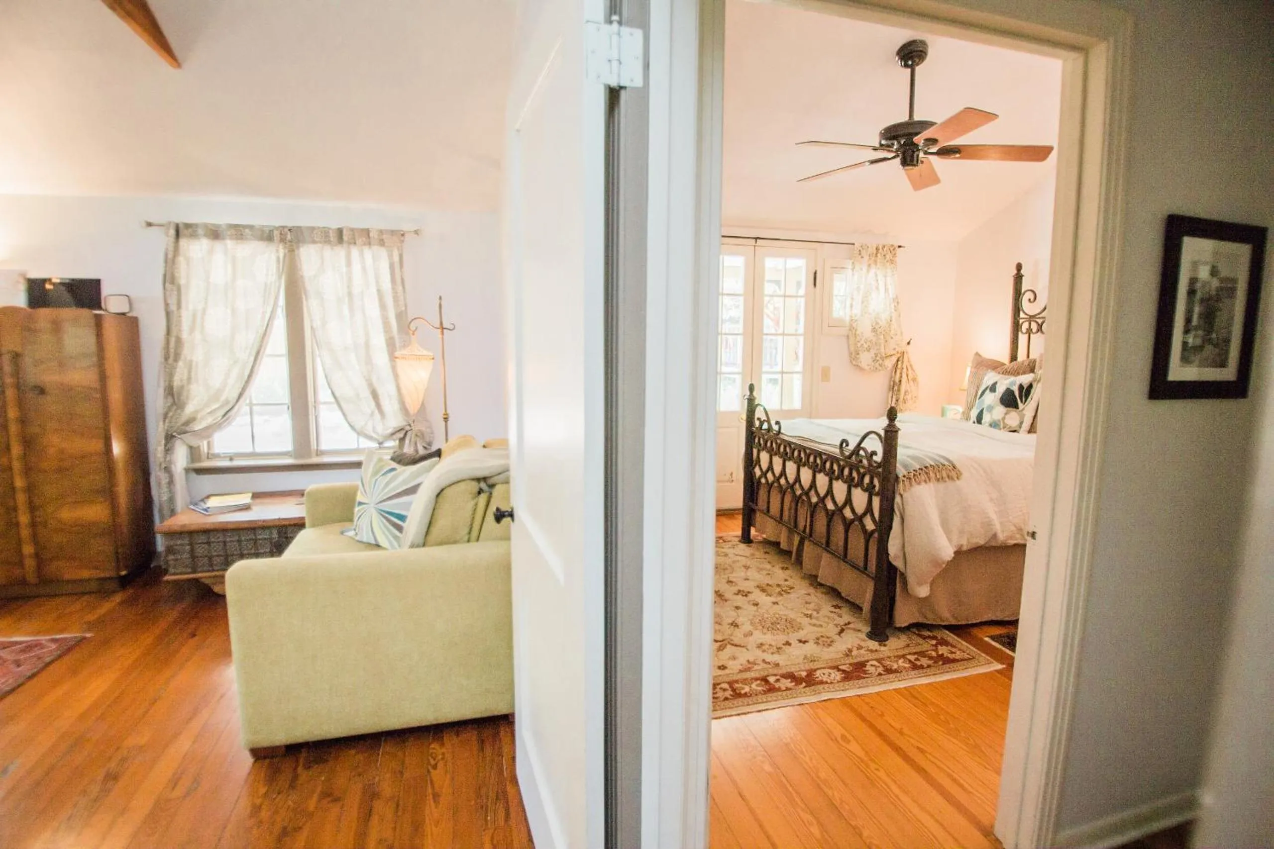 Living room in Park Lane Guest House