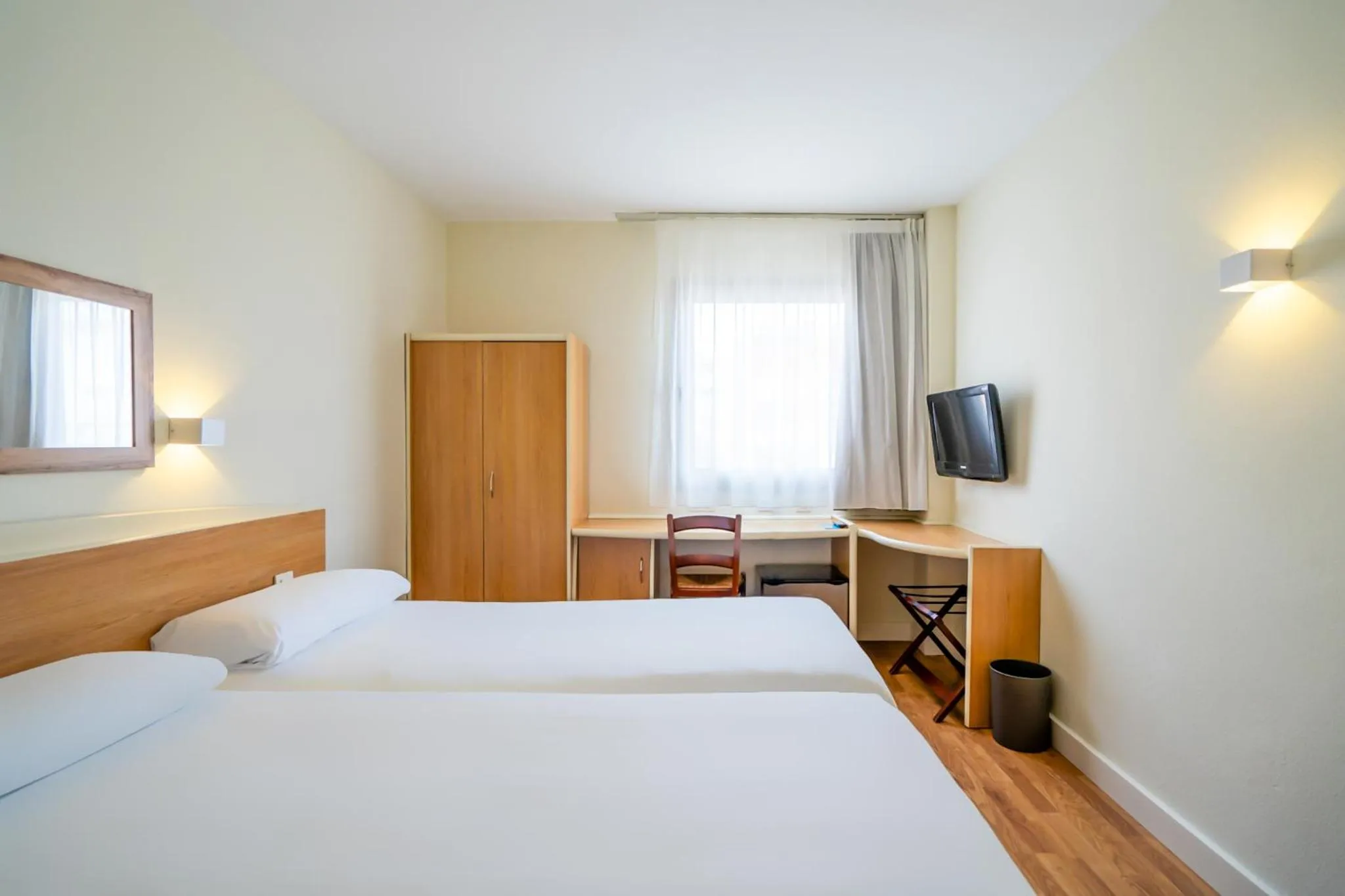 Bed in Hotel YIT Ciudad de Elche