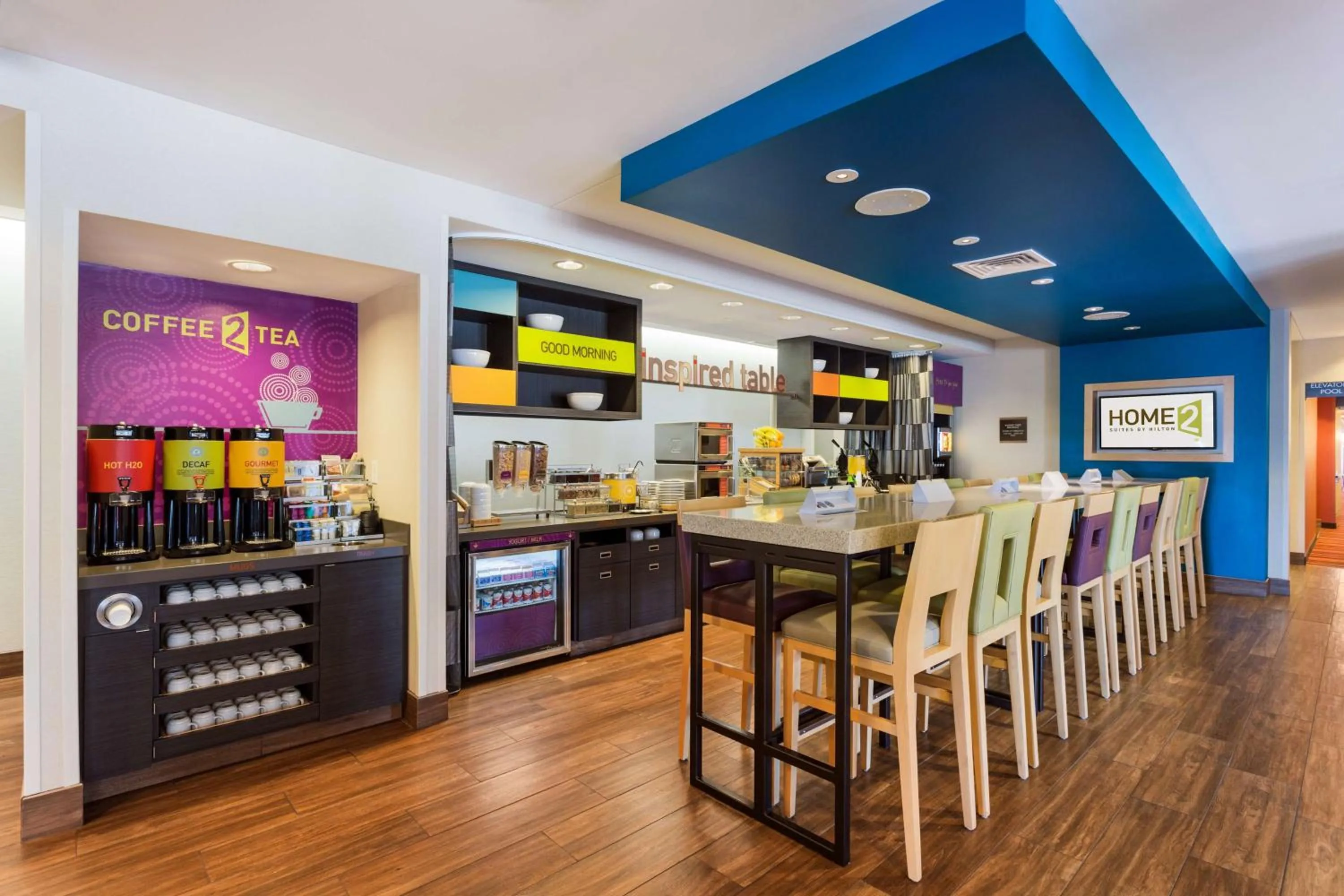 Breakfast in Home2 Suites by Hilton Fargo