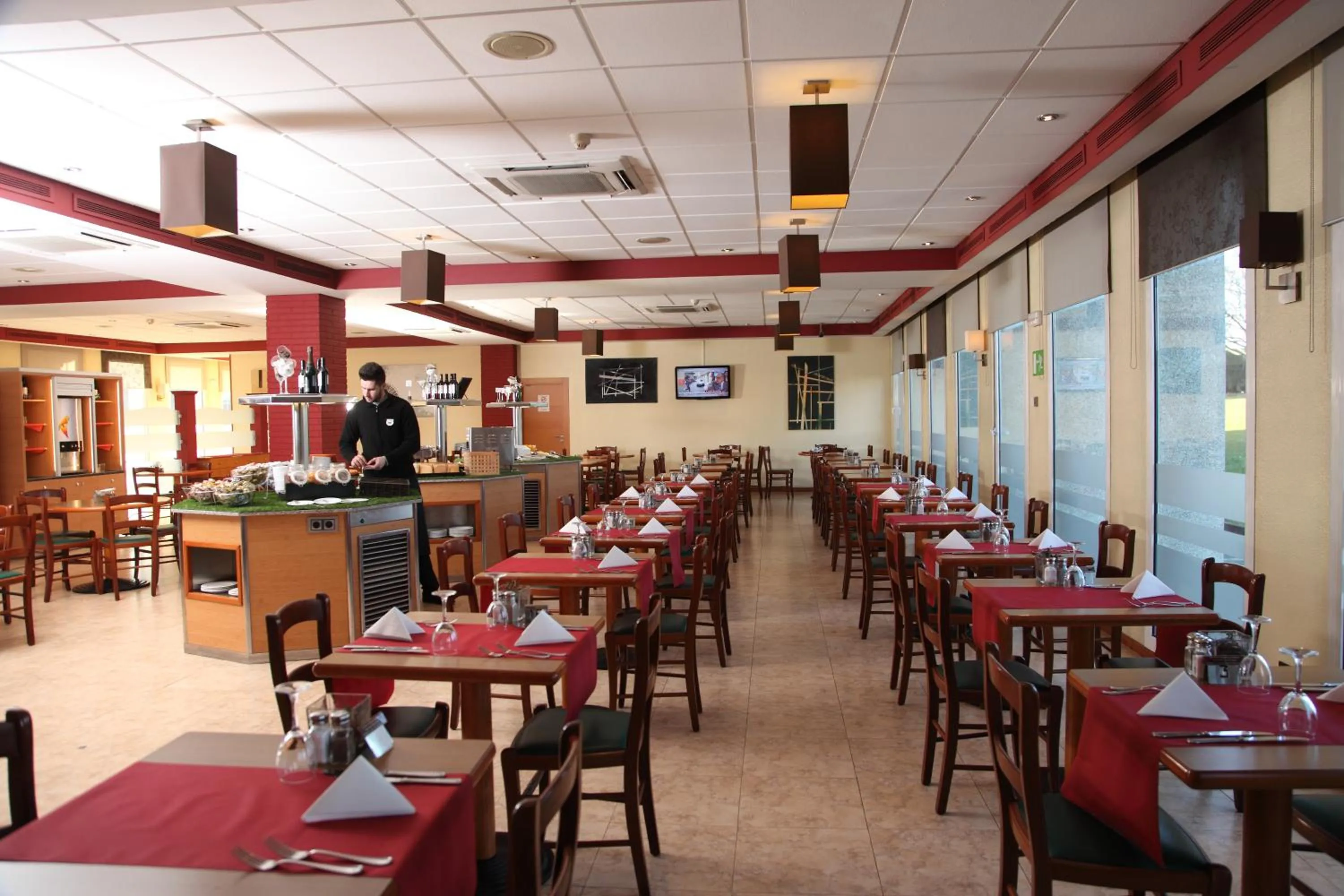 Continental breakfast in Travelodge Barcelona del Vallés