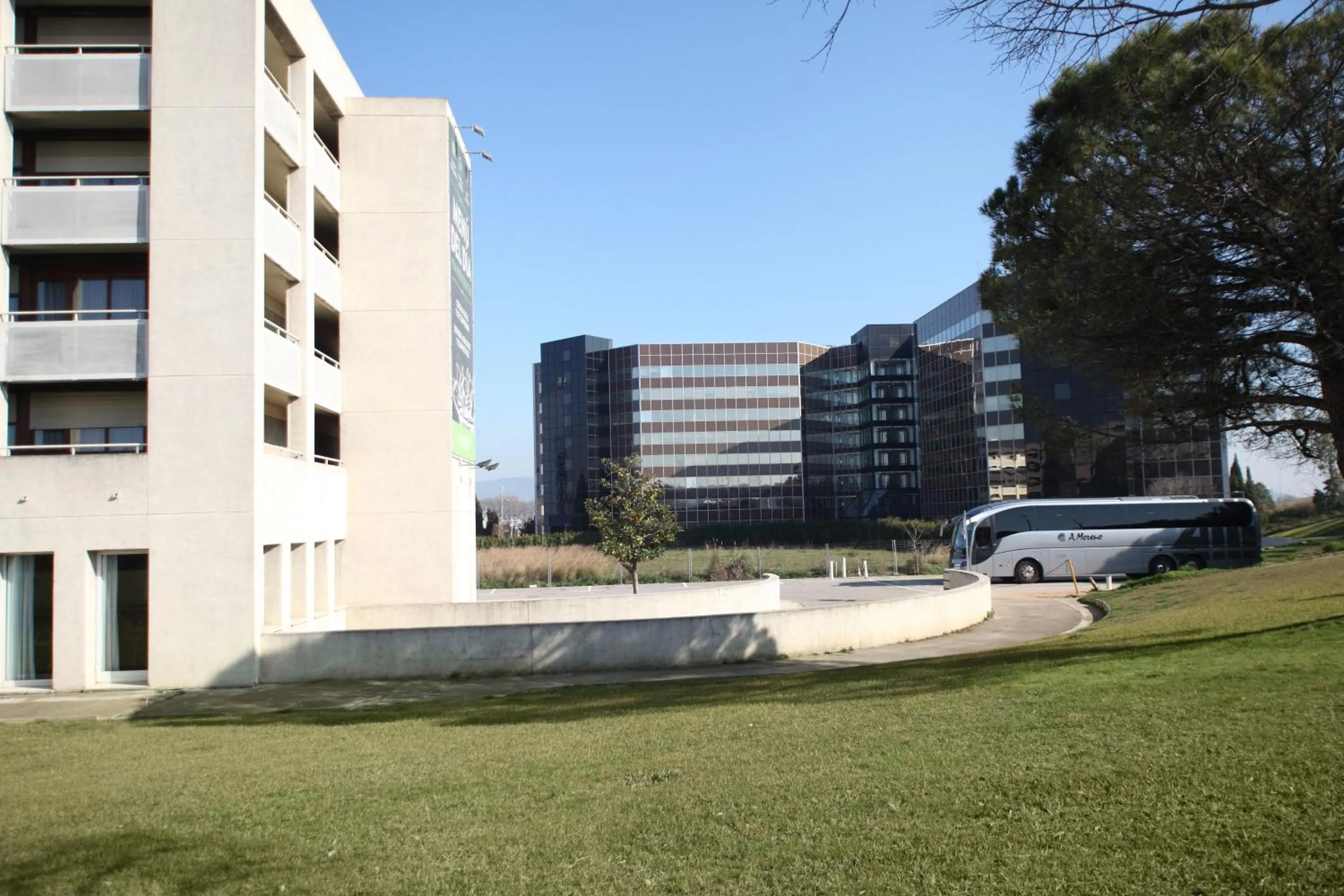 Facade/entrance in Travelodge Barcelona del Vallés